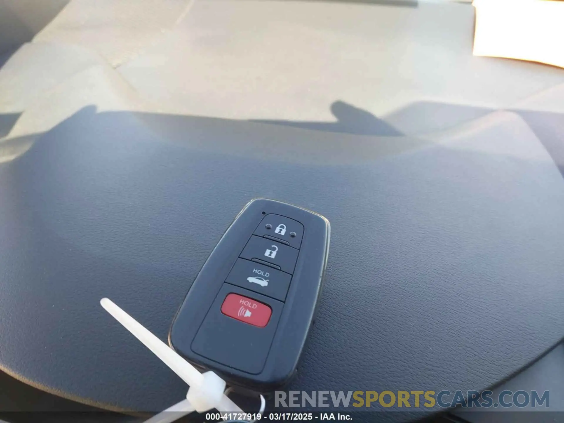 11 fotografías del automóvil dañado 5YFM4RCE0LP038551 TOYOTA COROLLA 2020