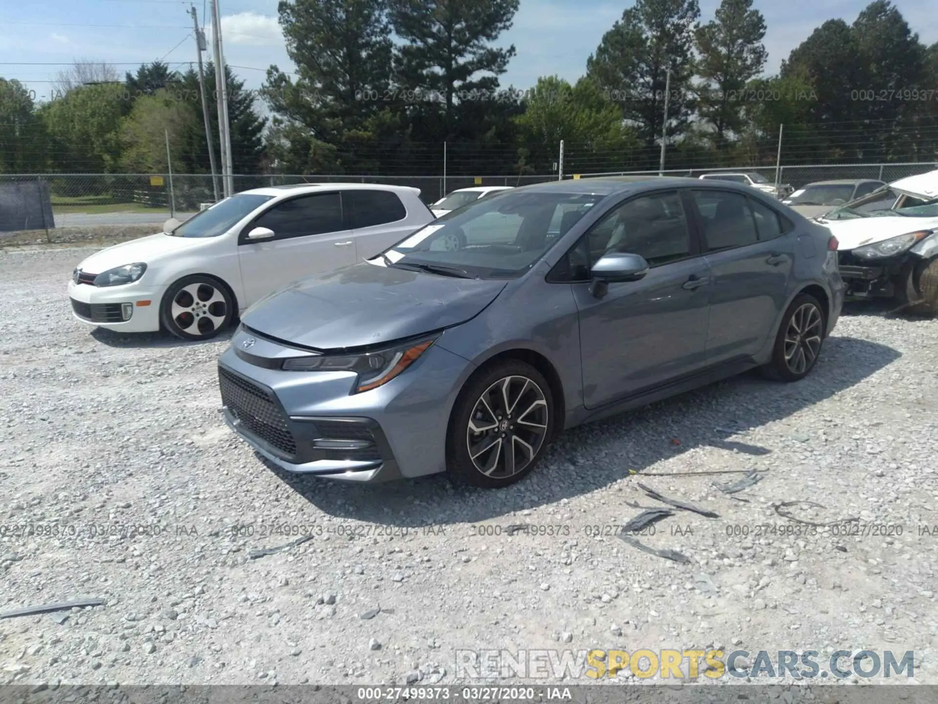 2 fotografías del automóvil dañado 5YFM4RCE5LP039498 TOYOTA COROLLA 2020