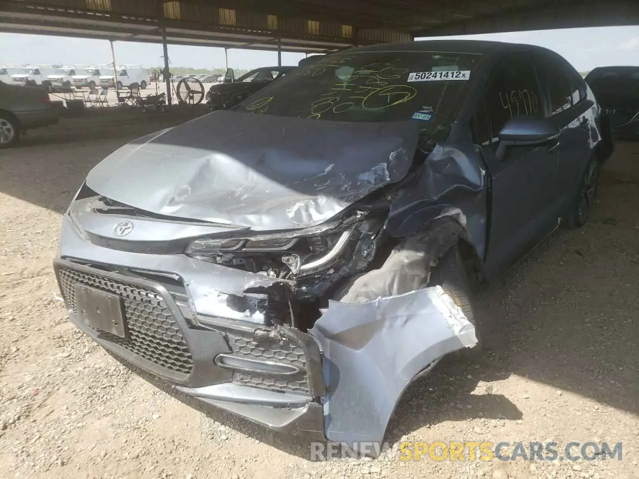 2 fotografías del automóvil dañado 5YFP4RCE2LP014863 TOYOTA COROLLA 2020