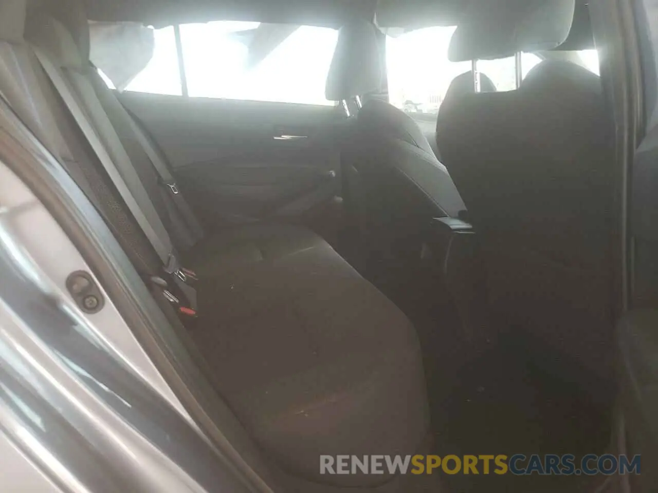 6 fotografías del automóvil dañado 5YFP4RCE2LP014863 TOYOTA COROLLA 2020