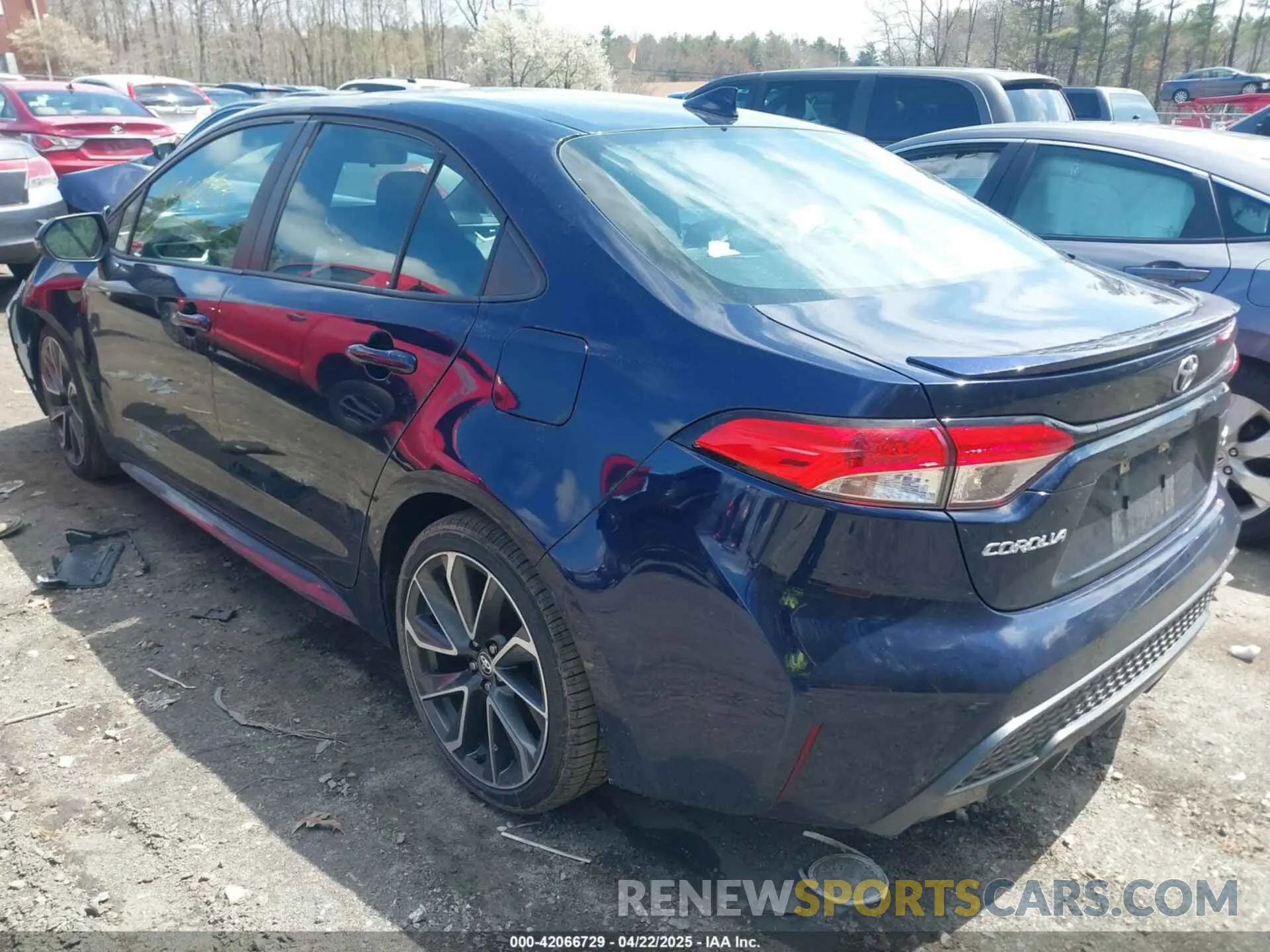 3 fotografías del automóvil dañado 5YFP4RCE3LP046642 TOYOTA COROLLA 2020