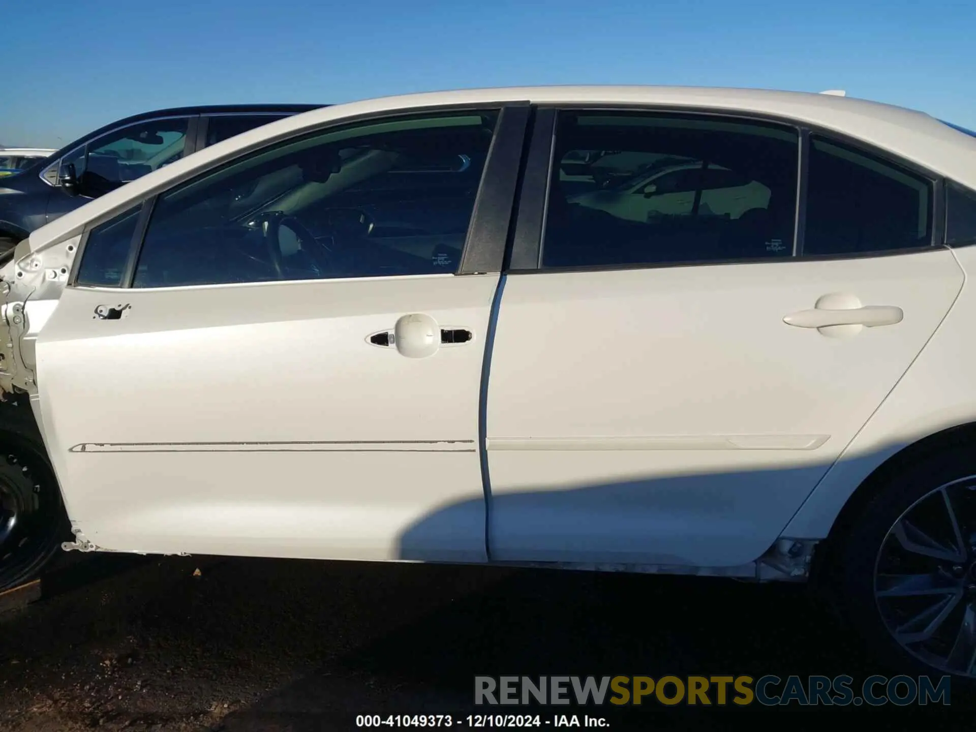 15 fotografías del automóvil dañado 5YFP4RCE4LP014718 TOYOTA COROLLA 2020