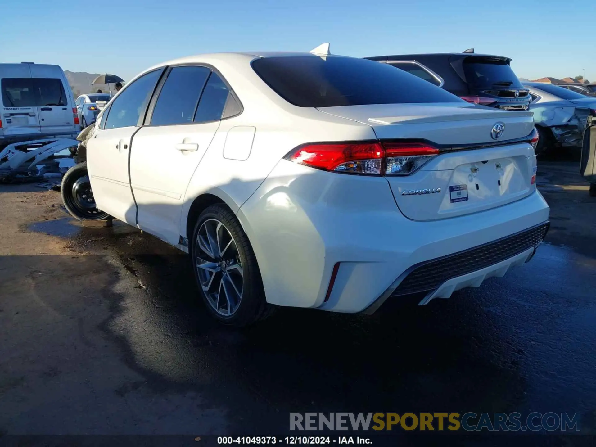3 fotografías del automóvil dañado 5YFP4RCE4LP014718 TOYOTA COROLLA 2020