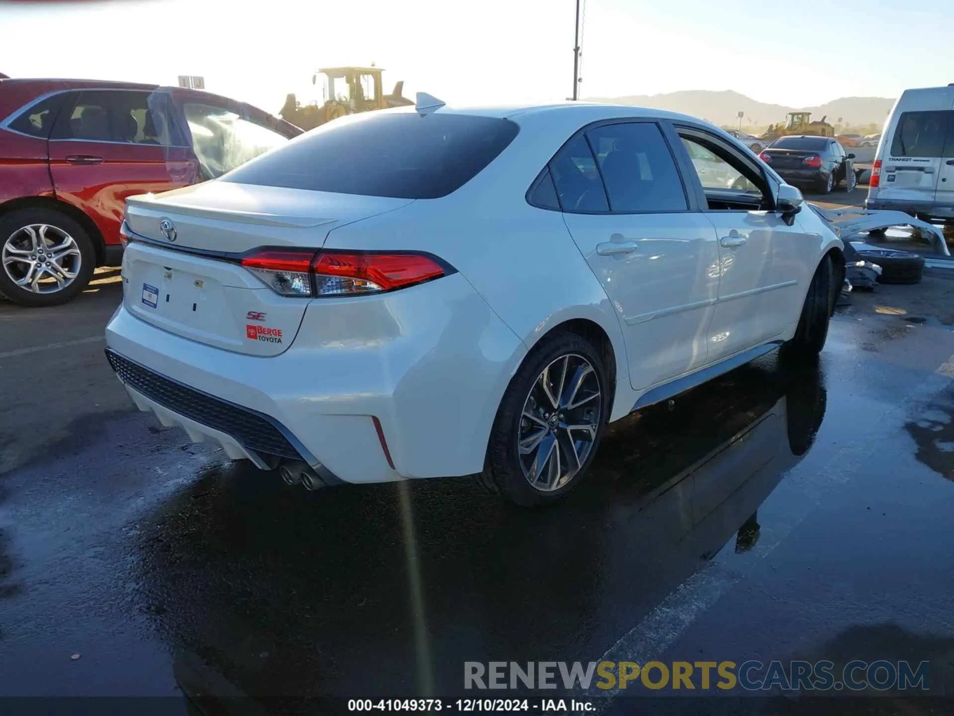 4 fotografías del automóvil dañado 5YFP4RCE4LP014718 TOYOTA COROLLA 2020