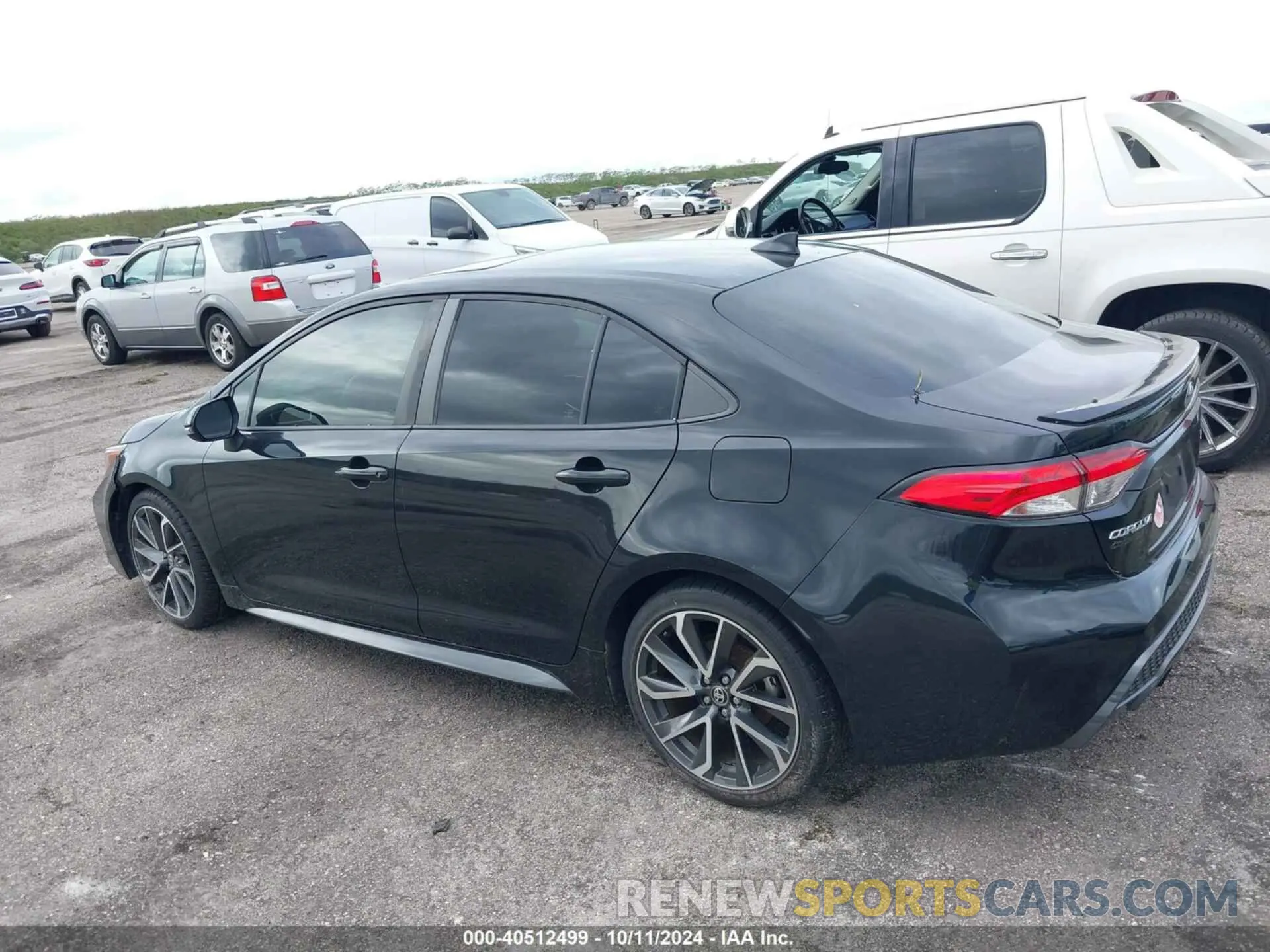 14 fotografías del automóvil dañado 5YFP4RCE4LP043023 TOYOTA COROLLA 2020