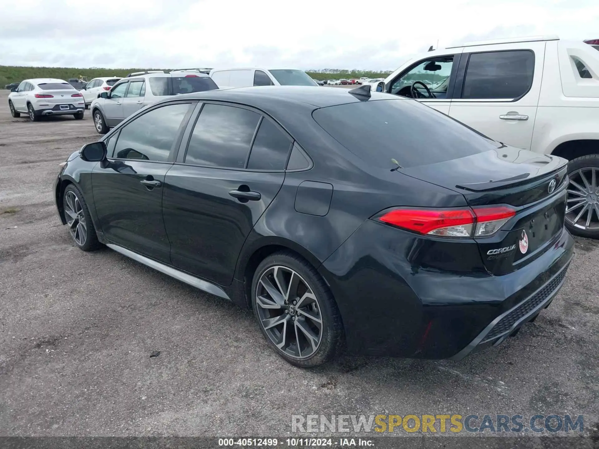 3 fotografías del automóvil dañado 5YFP4RCE4LP043023 TOYOTA COROLLA 2020