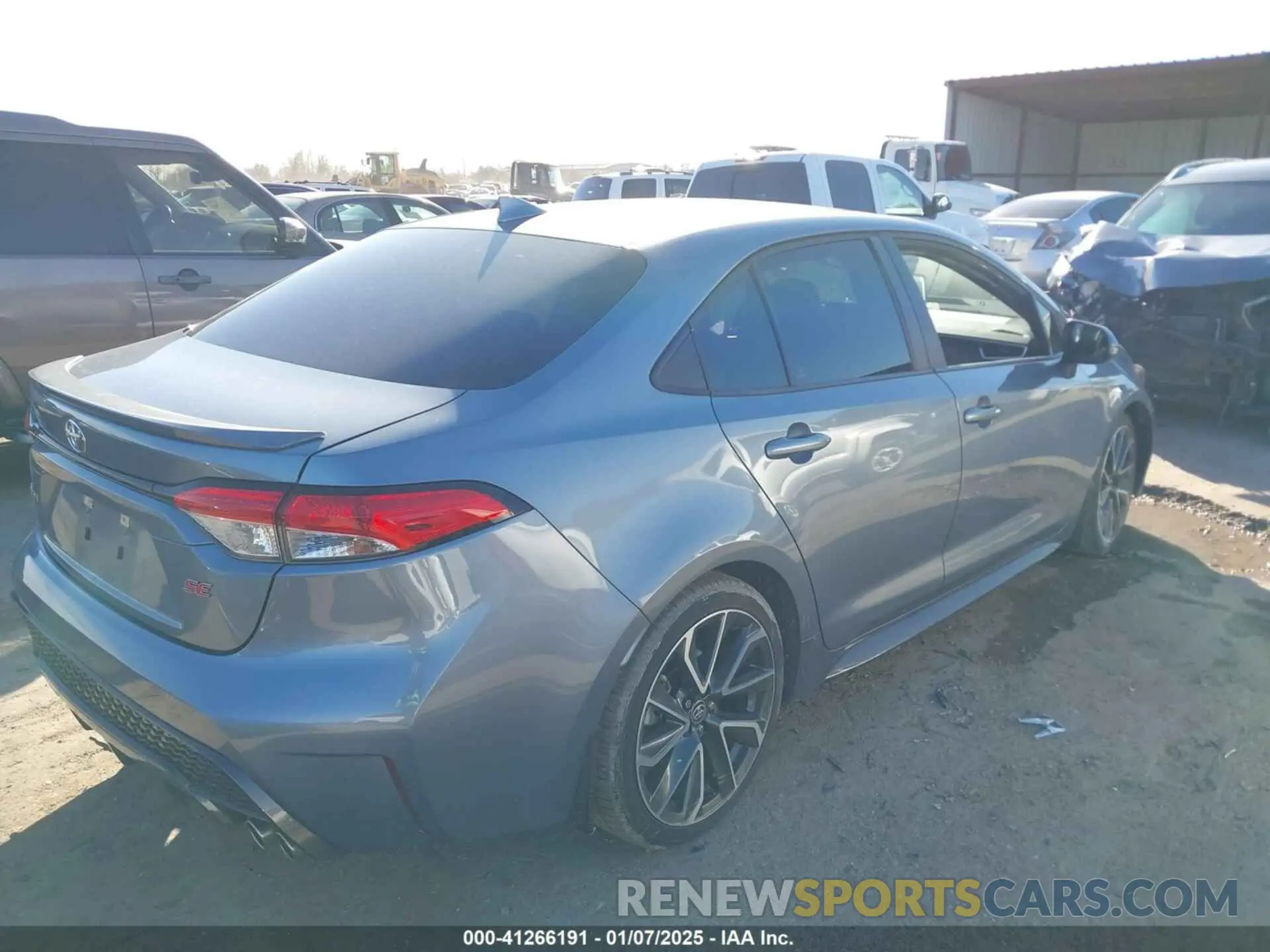 4 fotografías del automóvil dañado 5YFP4RCE5LP013822 TOYOTA COROLLA 2020