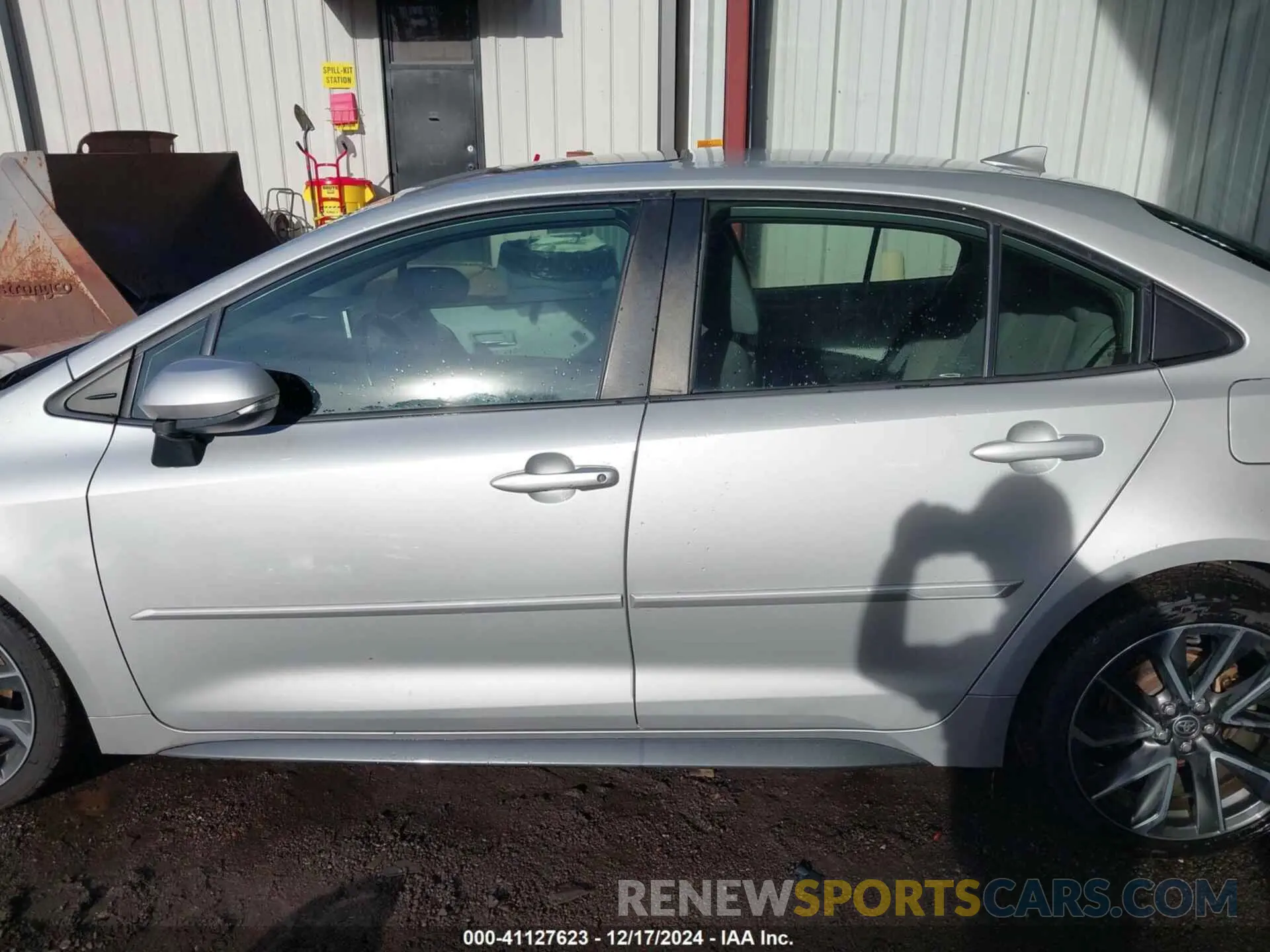 14 fotografías del automóvil dañado 5YFP4RCE6LP049261 TOYOTA COROLLA 2020