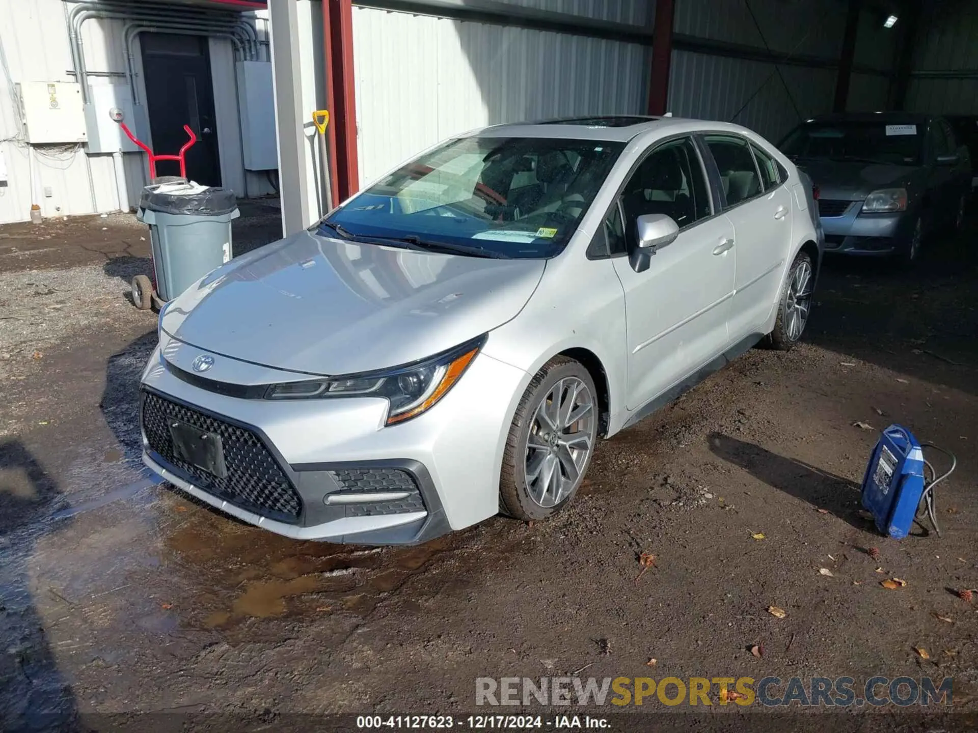 2 fotografías del automóvil dañado 5YFP4RCE6LP049261 TOYOTA COROLLA 2020