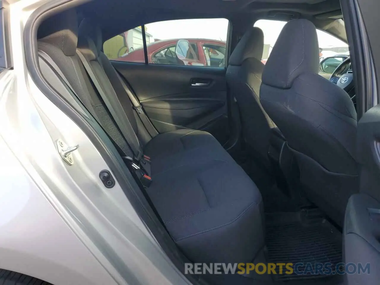 10 fotografías del automóvil dañado 5YFP4RCE7LP031190 TOYOTA COROLLA 2020