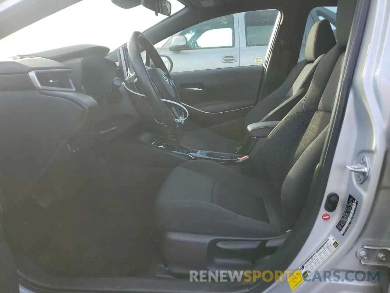 7 fotografías del automóvil dañado 5YFP4RCE7LP031190 TOYOTA COROLLA 2020