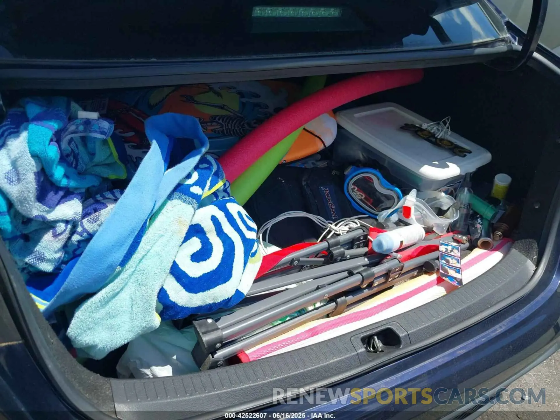 17 fotografías del automóvil dañado 5YFP4RCE8LP032476 TOYOTA COROLLA 2020