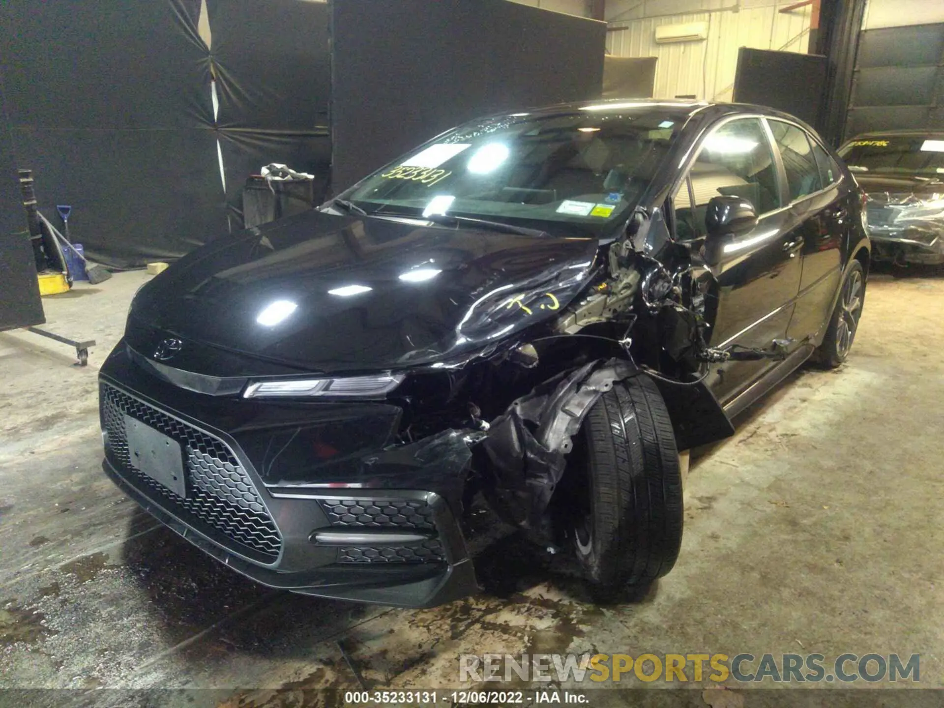 2 fotografías del automóvil dañado 5YFP4RCE9LP029392 TOYOTA COROLLA 2020