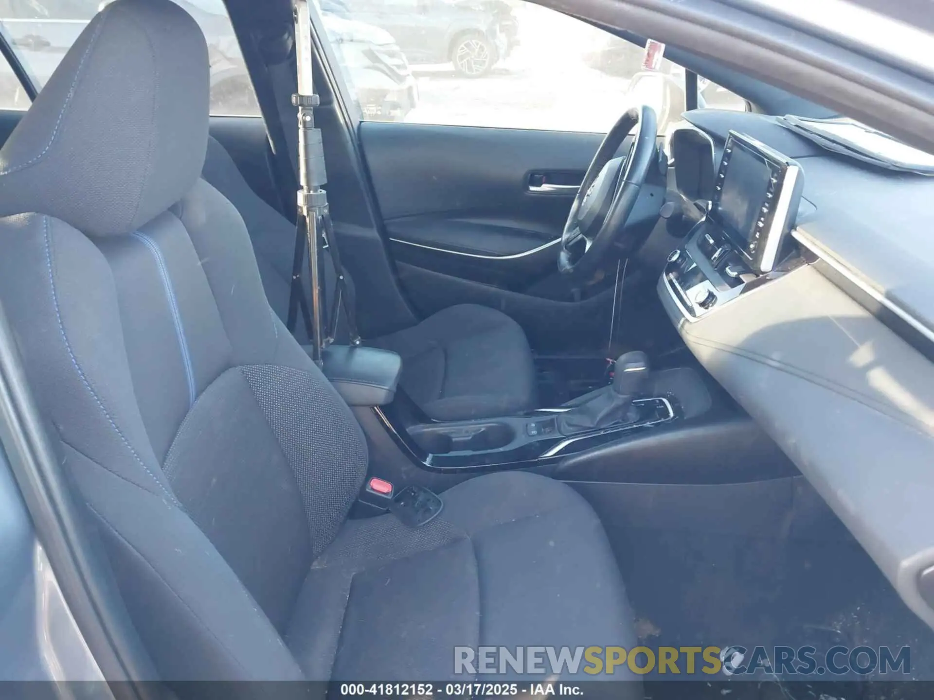 5 fotografías del automóvil dañado 5YFP4RCEXLP014867 TOYOTA COROLLA 2020