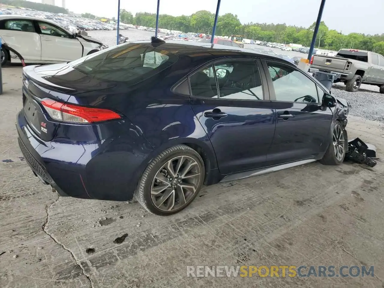 3 fotografías del automóvil dañado 5YFS4RCE0LP011745 TOYOTA COROLLA 2020