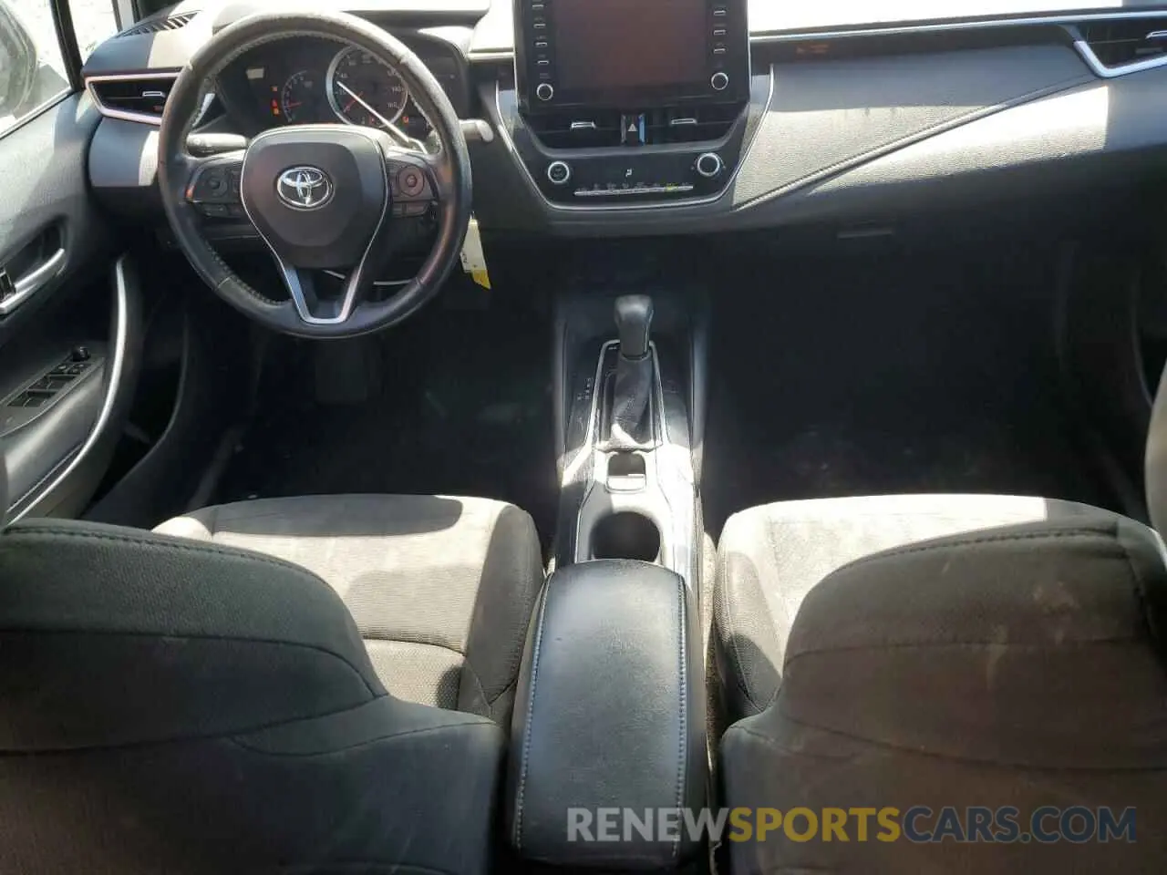 8 fotografías del automóvil dañado 5YFS4RCE0LP024849 TOYOTA COROLLA 2020