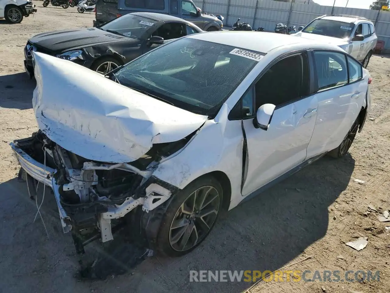 2 fotografías del automóvil dañado 5YFS4RCE0LP026830 TOYOTA COROLLA 2020