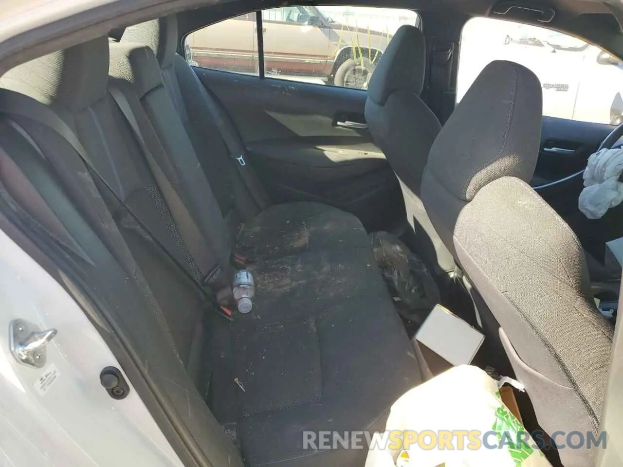 6 fotografías del automóvil dañado 5YFS4RCE0LP026830 TOYOTA COROLLA 2020