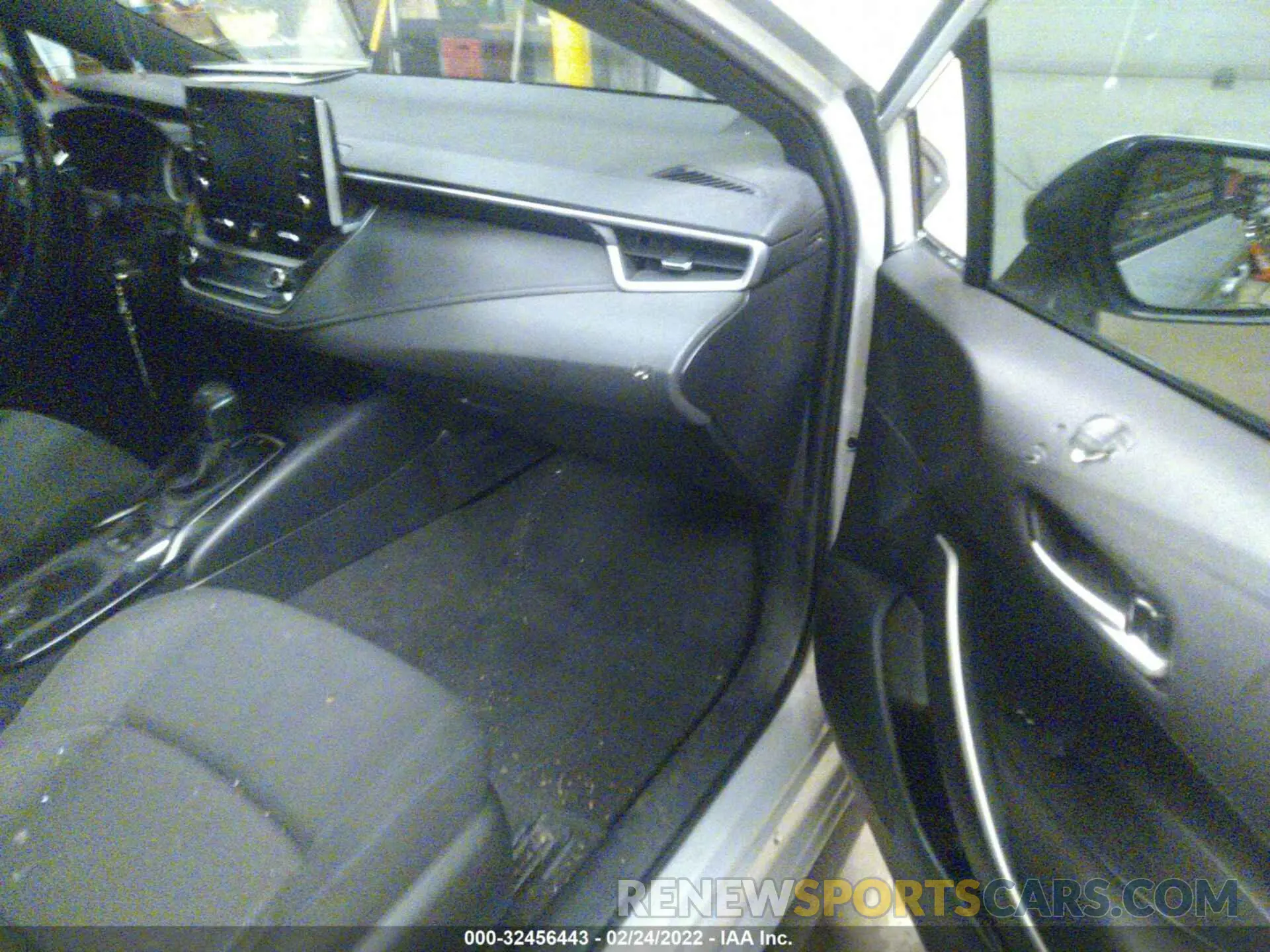 5 fotografías del automóvil dañado 5YFS4RCE0LP032272 TOYOTA COROLLA 2020