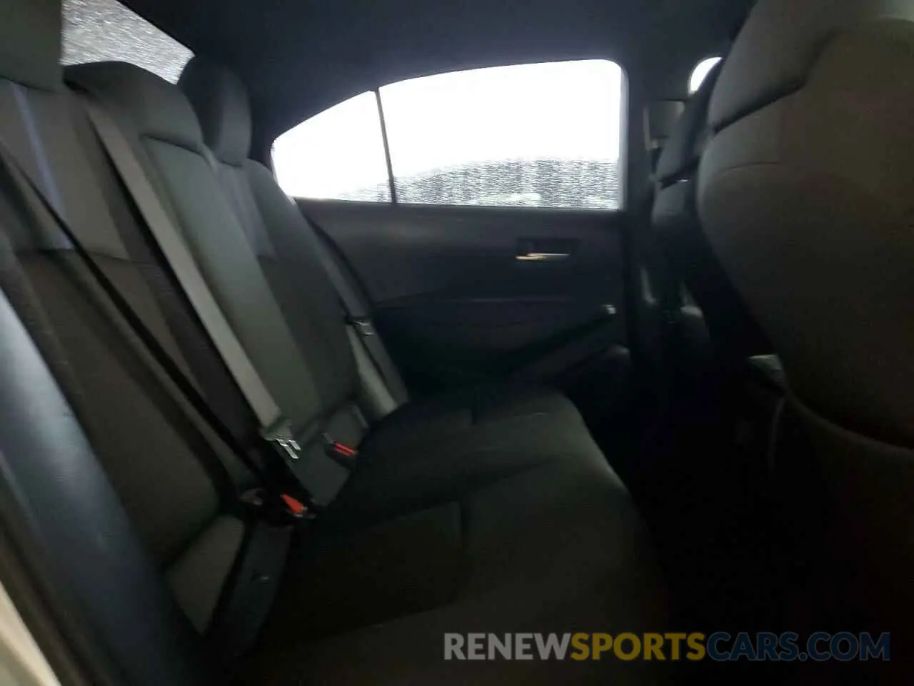 6 fotografías del automóvil dañado 5YFS4RCE1LP017960 TOYOTA COROLLA 2020