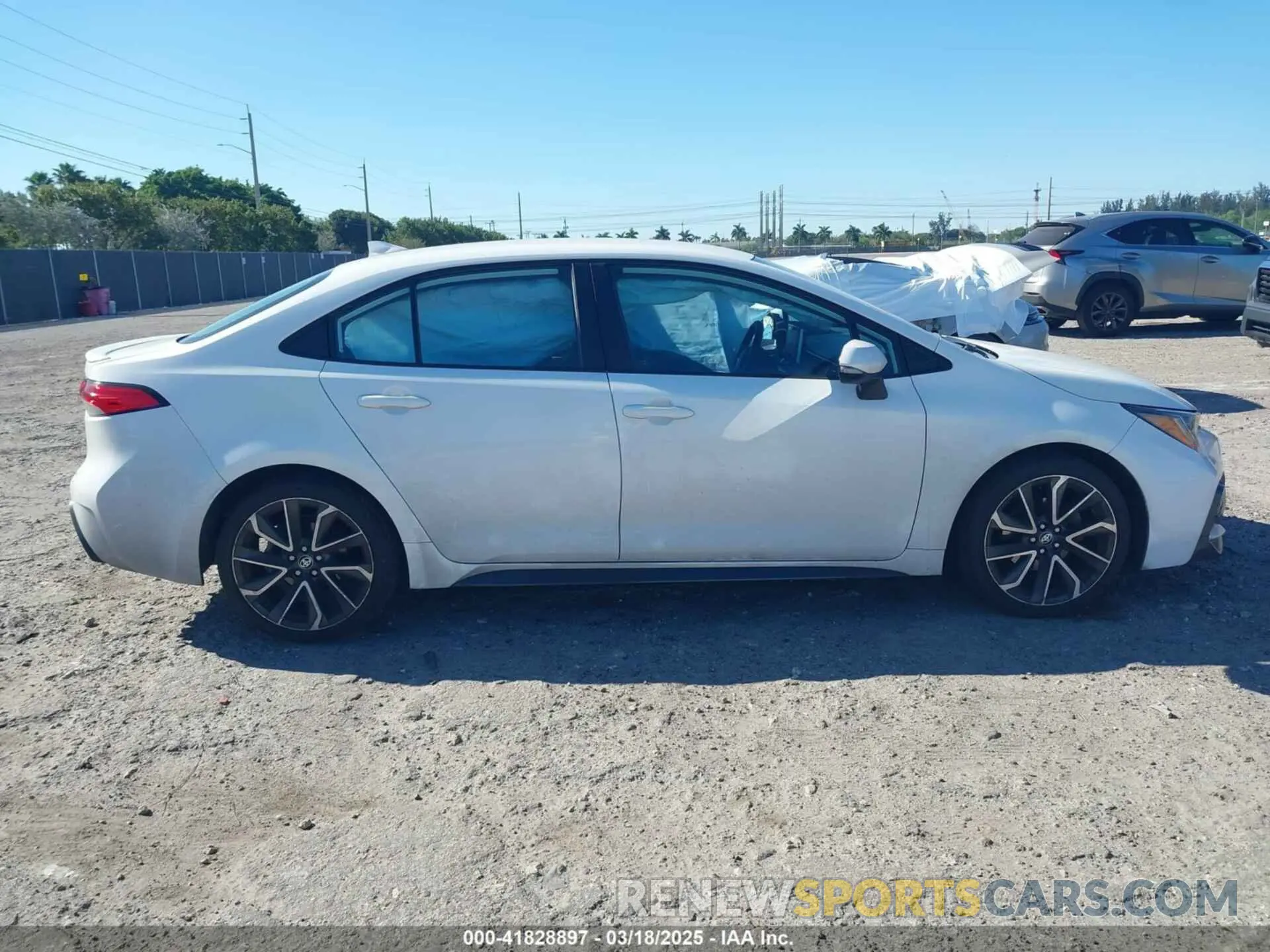 13 fotografías del automóvil dañado 5YFS4RCE1LP024634 TOYOTA COROLLA 2020