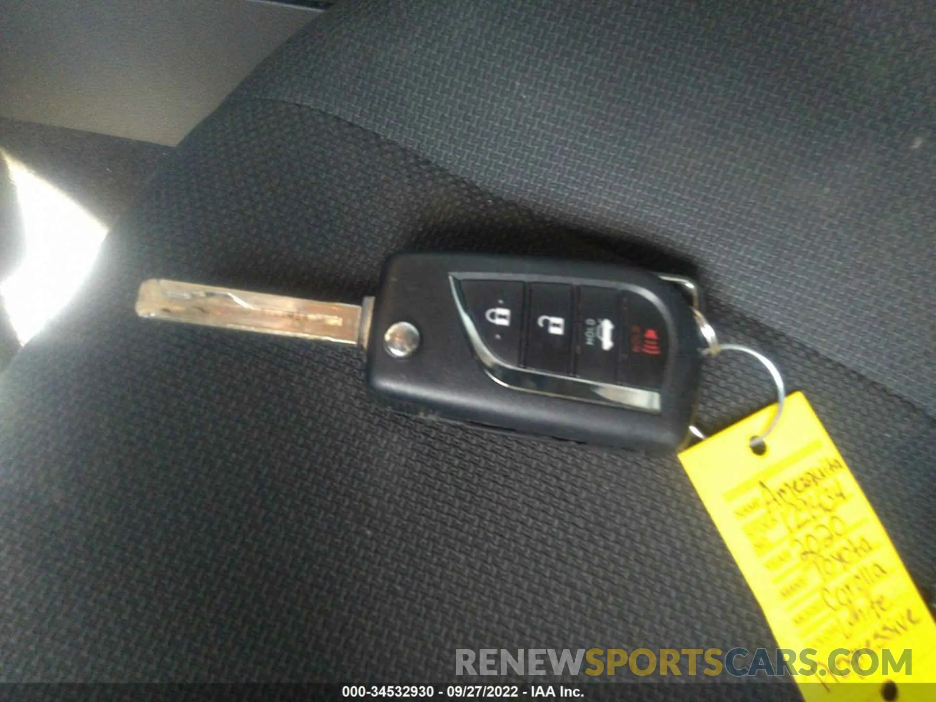 11 fotografías del automóvil dañado 5YFS4RCE1LP026819 TOYOTA COROLLA 2020