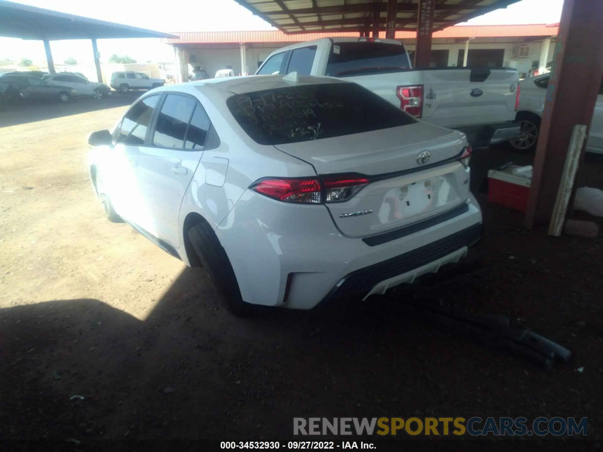 3 fotografías del automóvil dañado 5YFS4RCE1LP026819 TOYOTA COROLLA 2020