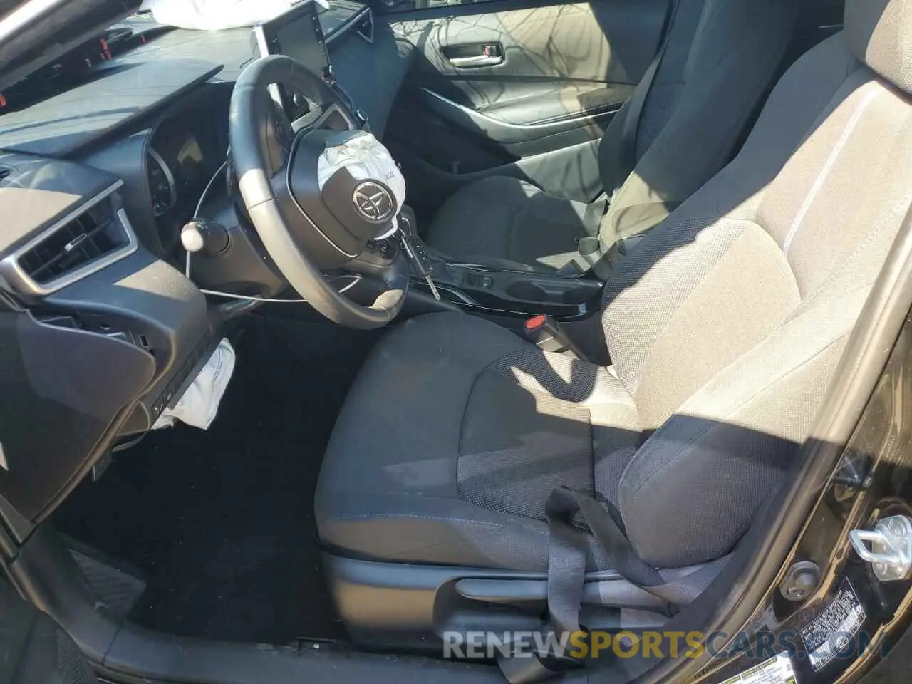 7 fotografías del automóvil dañado 5YFS4RCE1LP030627 TOYOTA COROLLA 2020