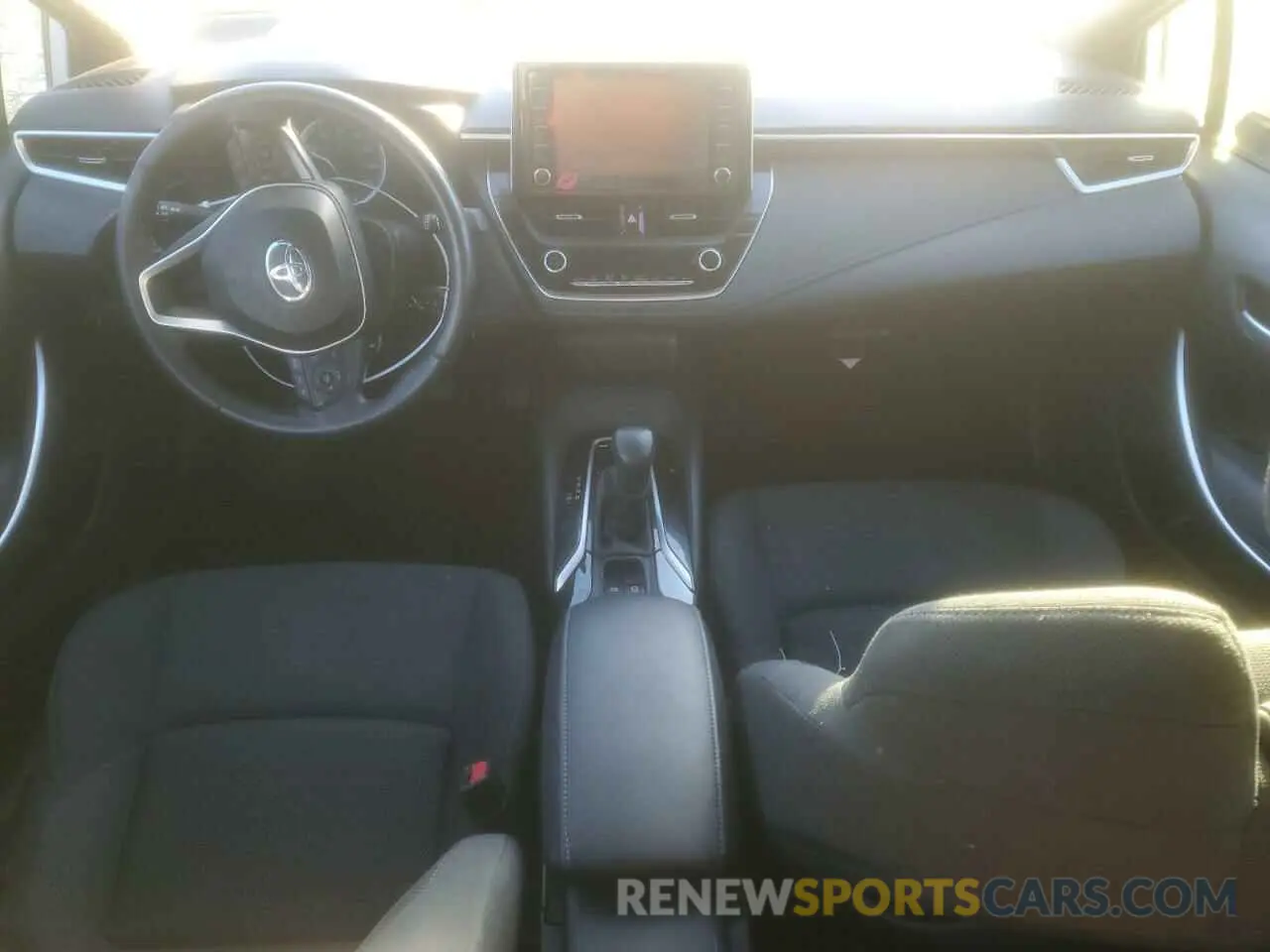 8 fotografías del automóvil dañado 5YFS4RCE1LP035634 TOYOTA COROLLA 2020