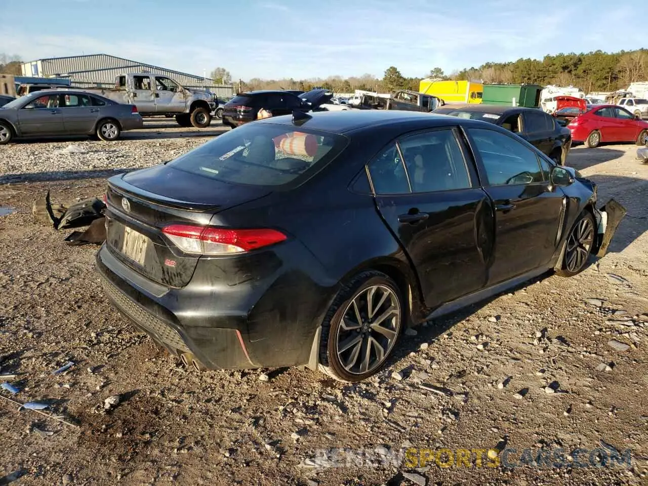 4 fotografías del automóvil dañado 5YFS4RCE1LP044947 TOYOTA COROLLA 2020