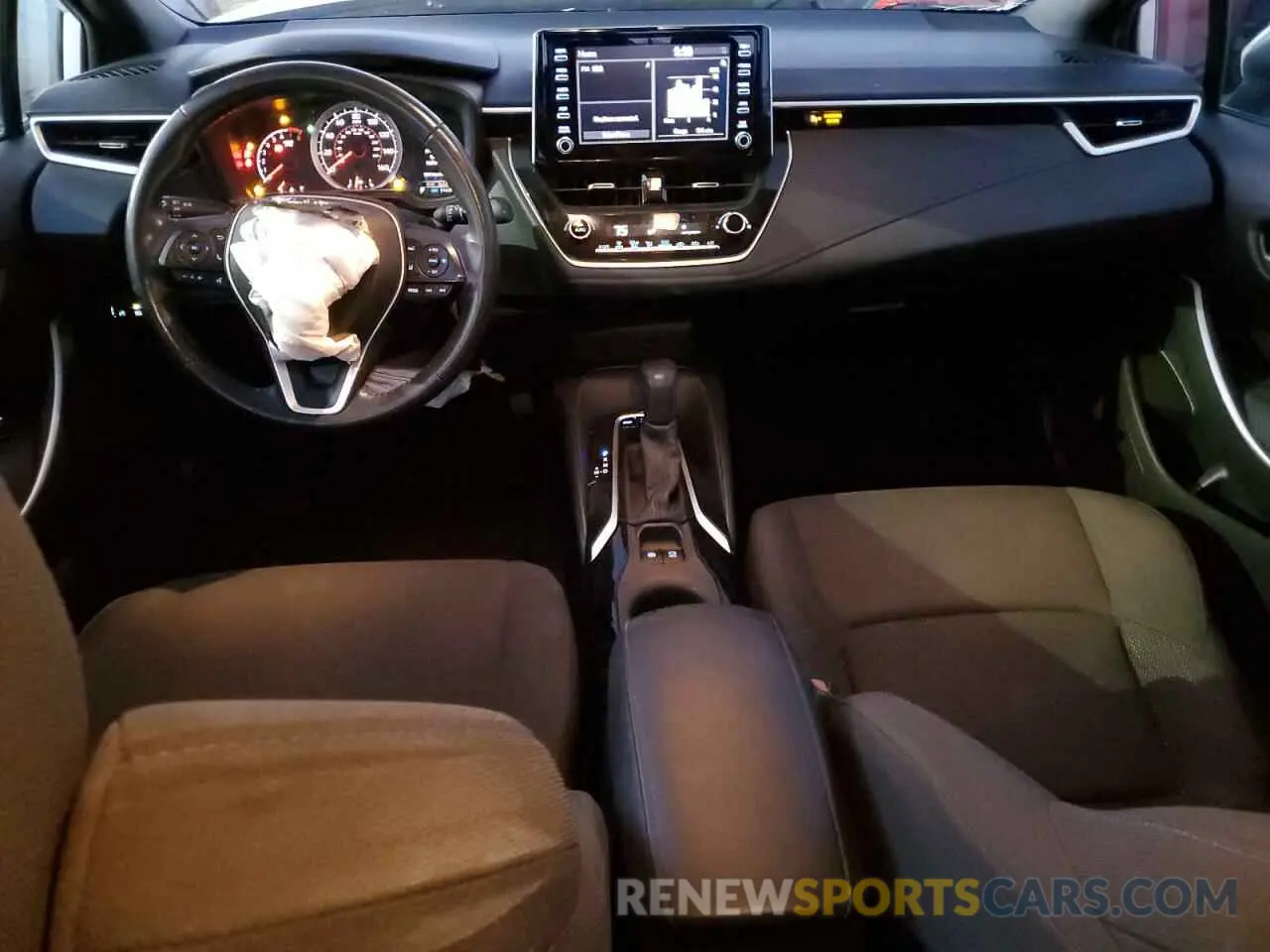 8 fotografías del automóvil dañado 5YFS4RCE2LP022990 TOYOTA COROLLA 2020