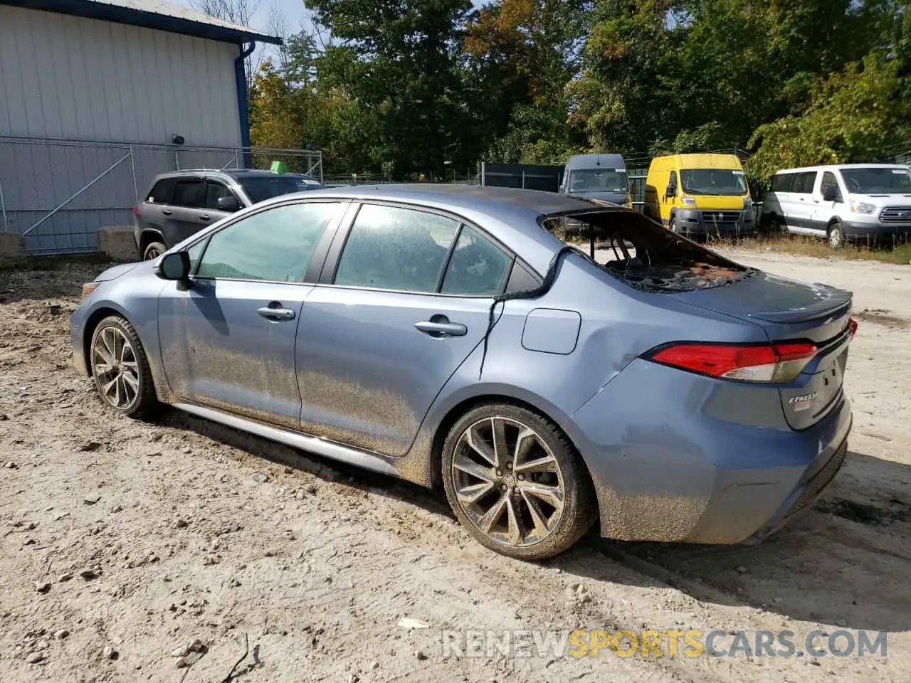 2 fotografías del automóvil dañado 5YFS4RCE2LP024352 TOYOTA COROLLA 2020