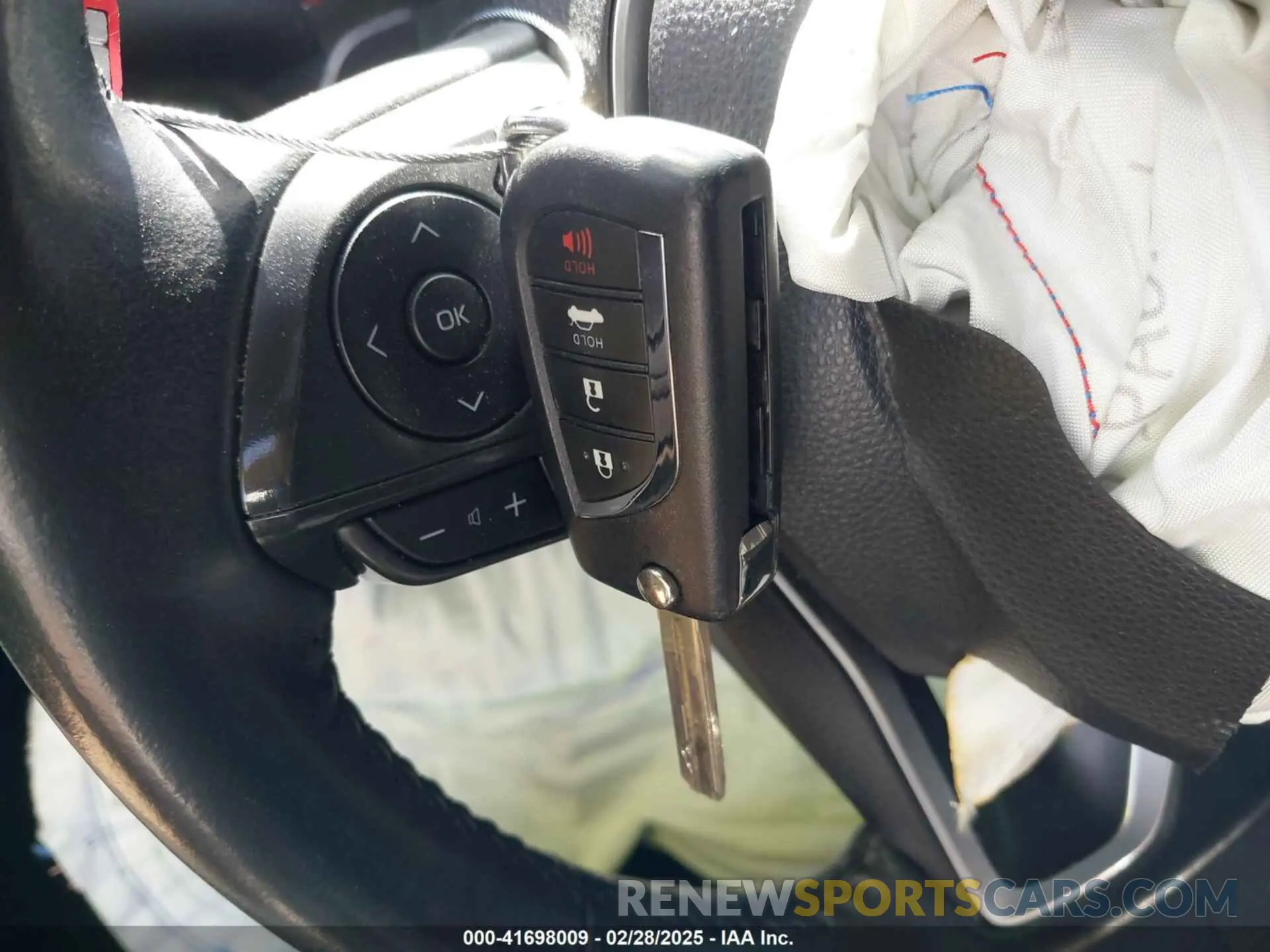 11 fotografías del automóvil dañado 5YFS4RCE2LP024691 TOYOTA COROLLA 2020