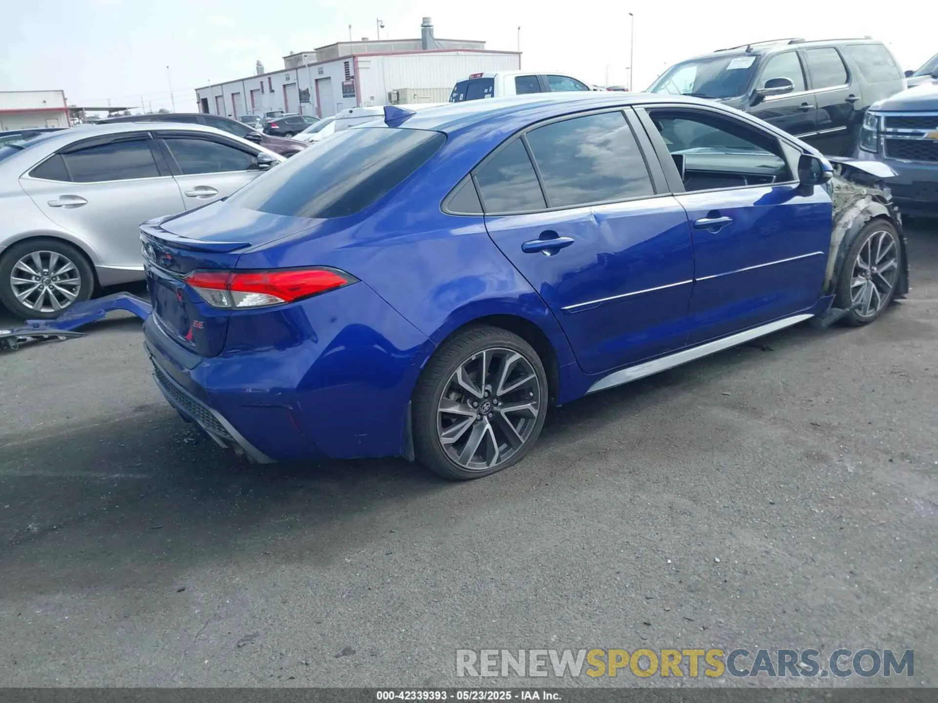 4 fotografías del automóvil dañado 5YFS4RCE2LP026747 TOYOTA COROLLA 2020