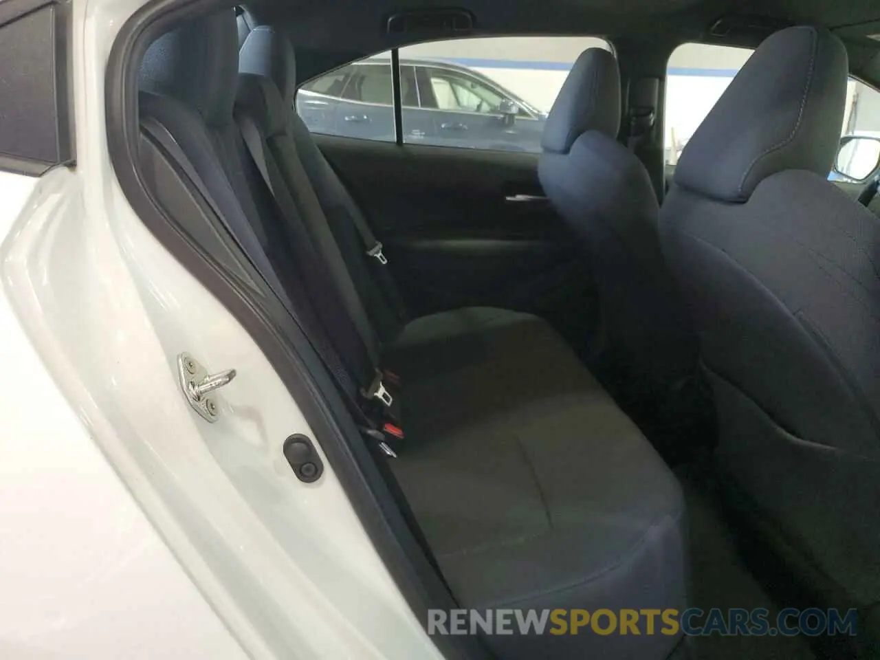 10 fotografías del automóvil dañado 5YFS4RCE2LP040485 TOYOTA COROLLA 2020