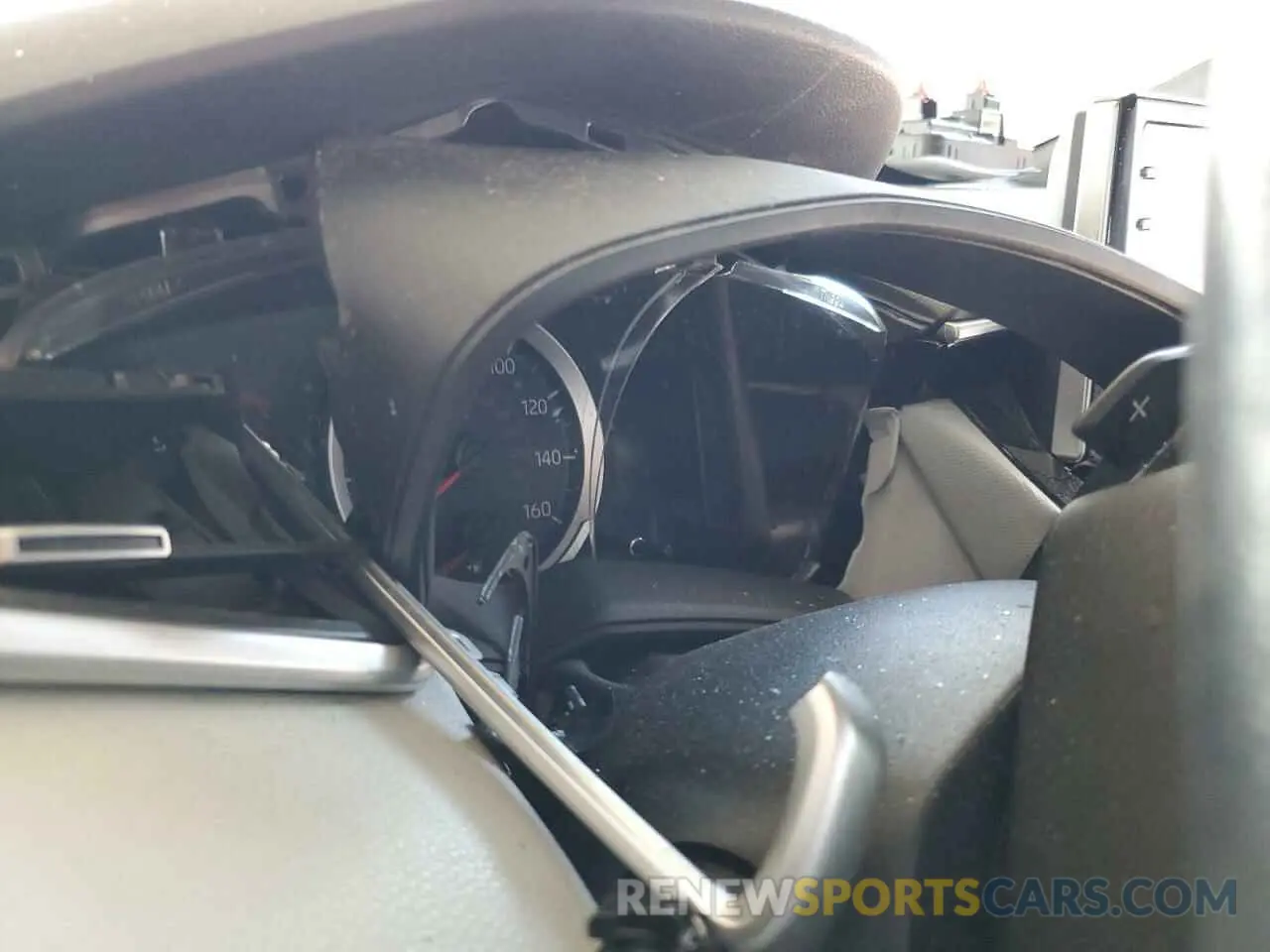 9 fotografías del automóvil dañado 5YFS4RCE2LP046643 TOYOTA COROLLA 2020