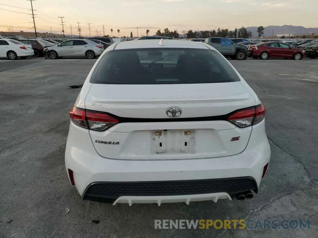 6 fotografías del automóvil dañado 5YFS4RCE2LP048215 TOYOTA COROLLA 2020