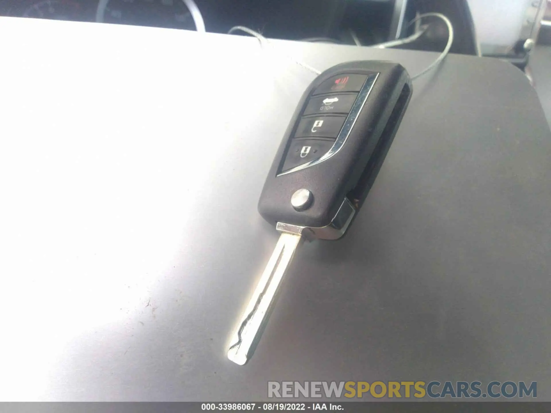 11 fotografías del automóvil dañado 5YFS4RCE3LP034551 TOYOTA COROLLA 2020