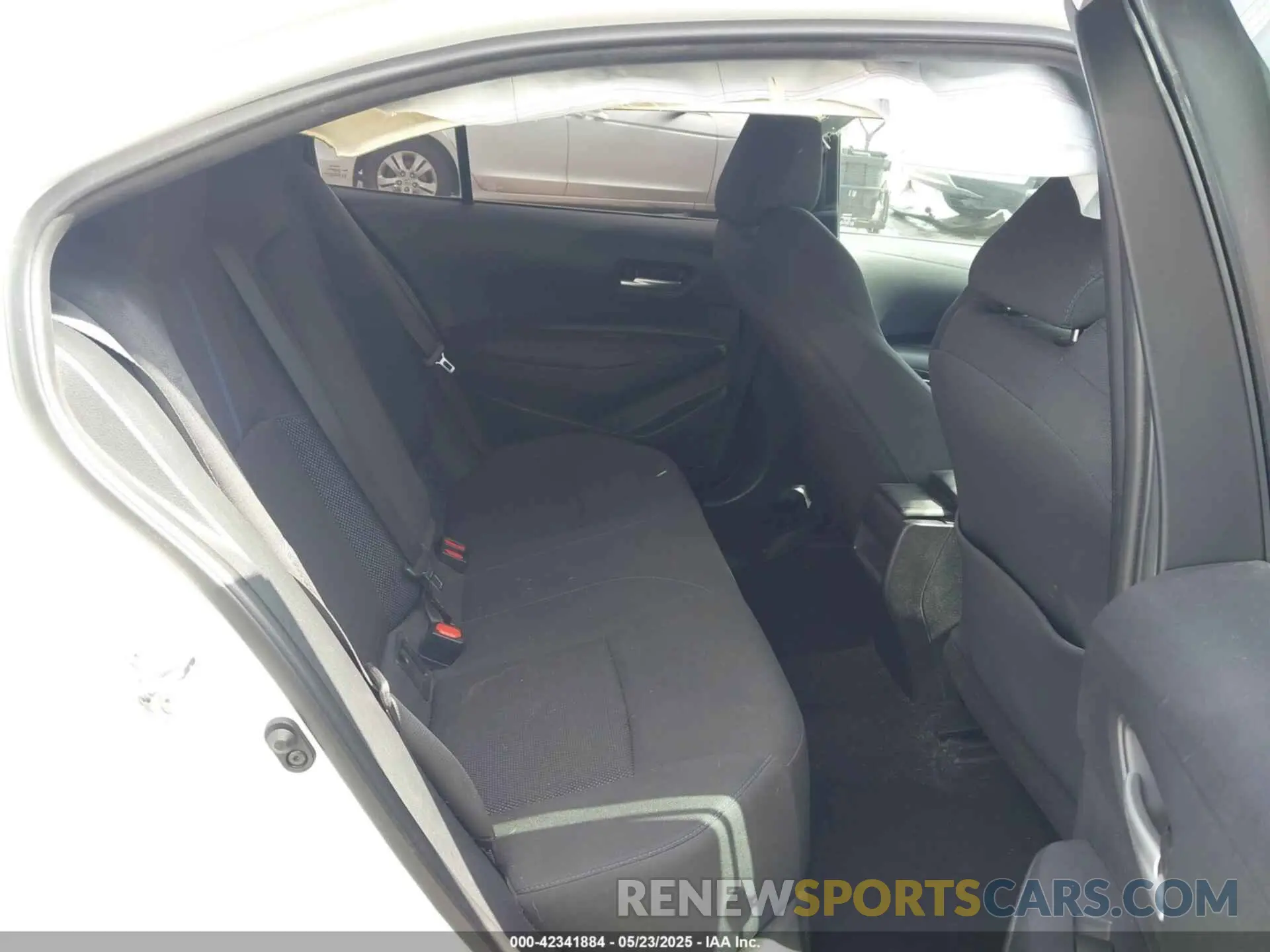 8 fotografías del automóvil dañado 5YFS4RCE3LP035182 TOYOTA COROLLA 2020