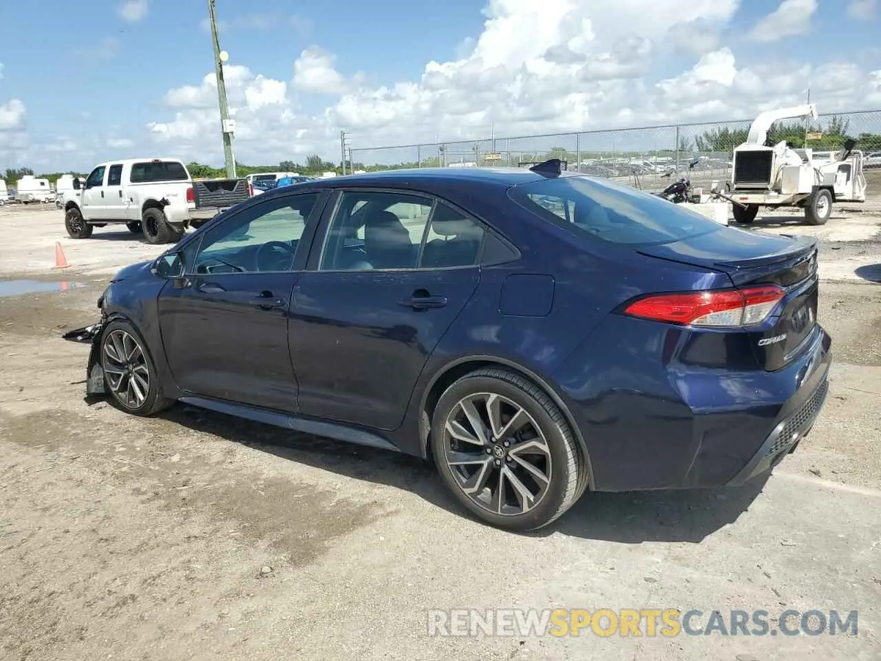 2 fotografías del automóvil dañado 5YFS4RCE3LP035540 TOYOTA COROLLA 2020
