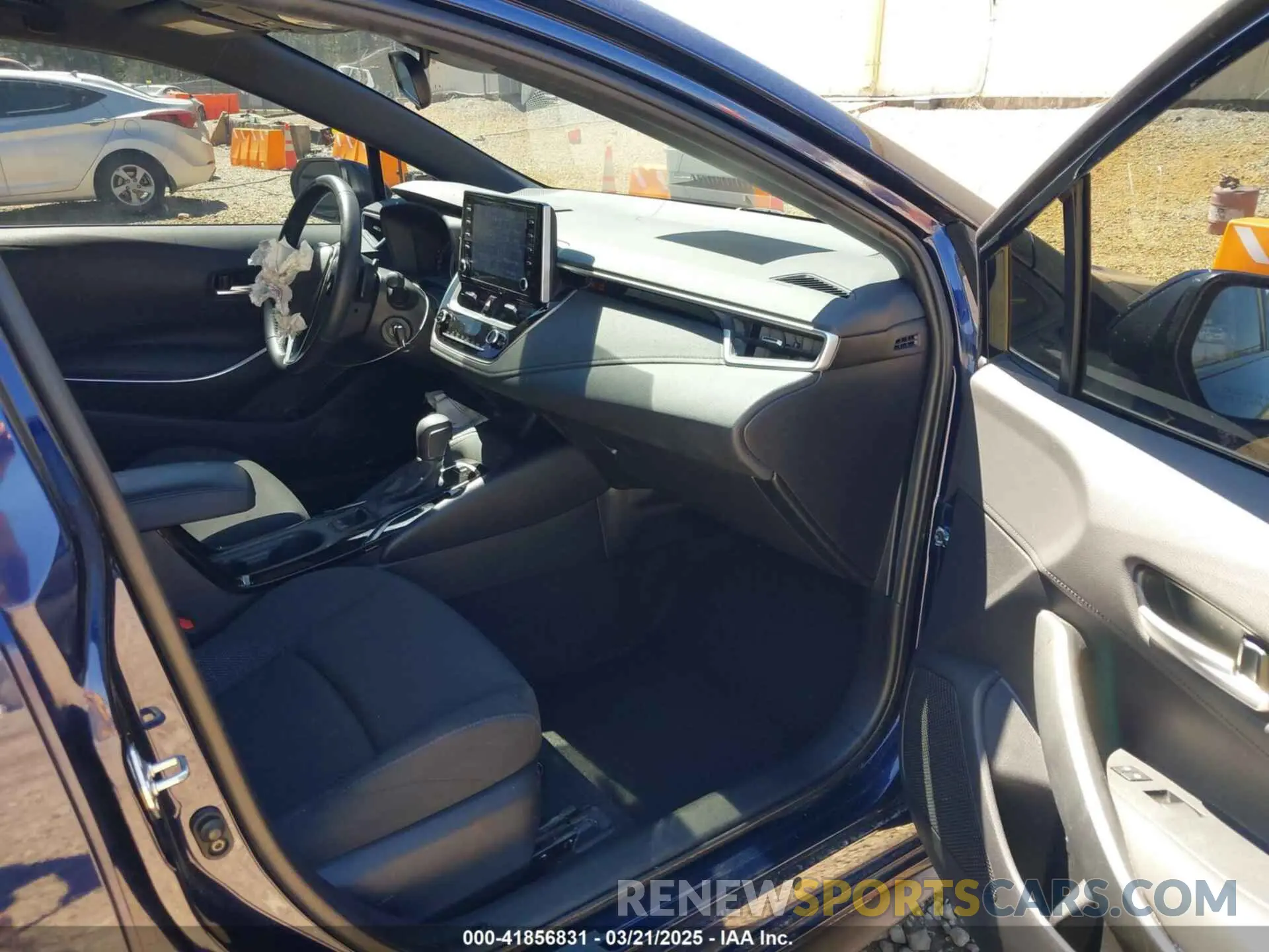 5 fotografías del automóvil dañado 5YFS4RCE3LP041483 TOYOTA COROLLA 2020