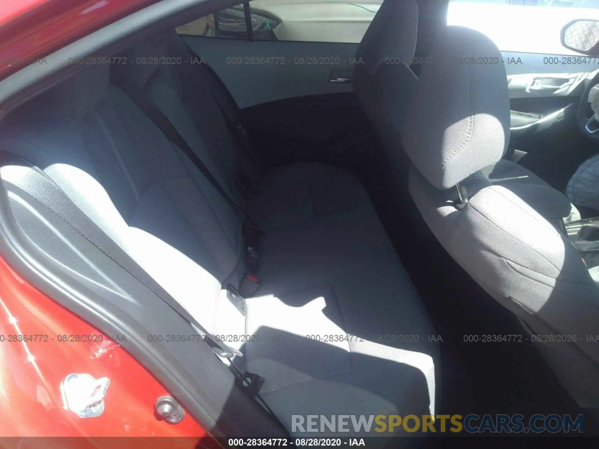 8 fotografías del automóvil dañado 5YFS4RCE3LP045100 TOYOTA COROLLA 2020