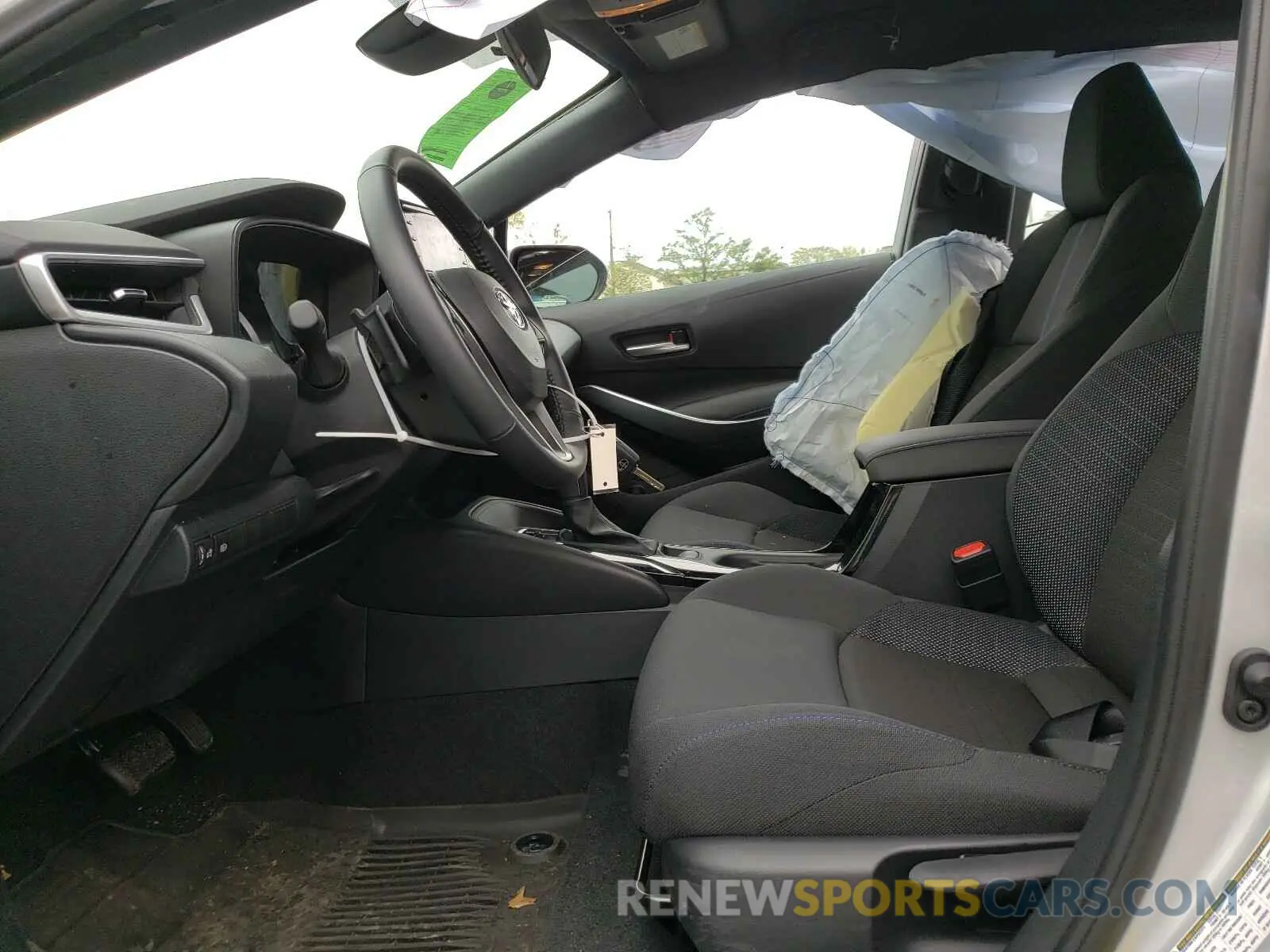 5 fotografías del automóvil dañado 5YFS4RCE3LP050264 TOYOTA COROLLA 2020