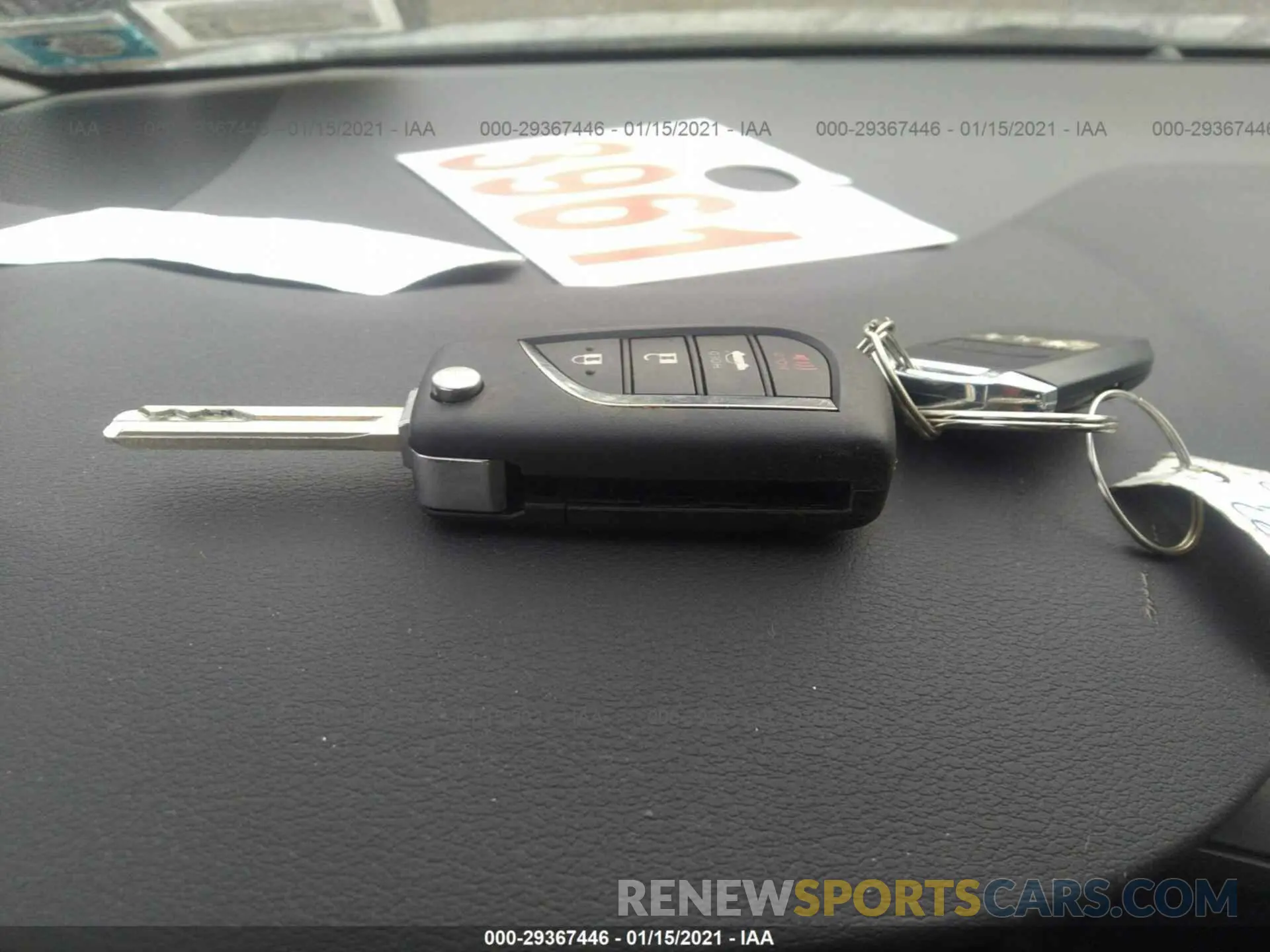 11 fotografías del automóvil dañado 5YFS4RCE3LP050555 TOYOTA COROLLA 2020