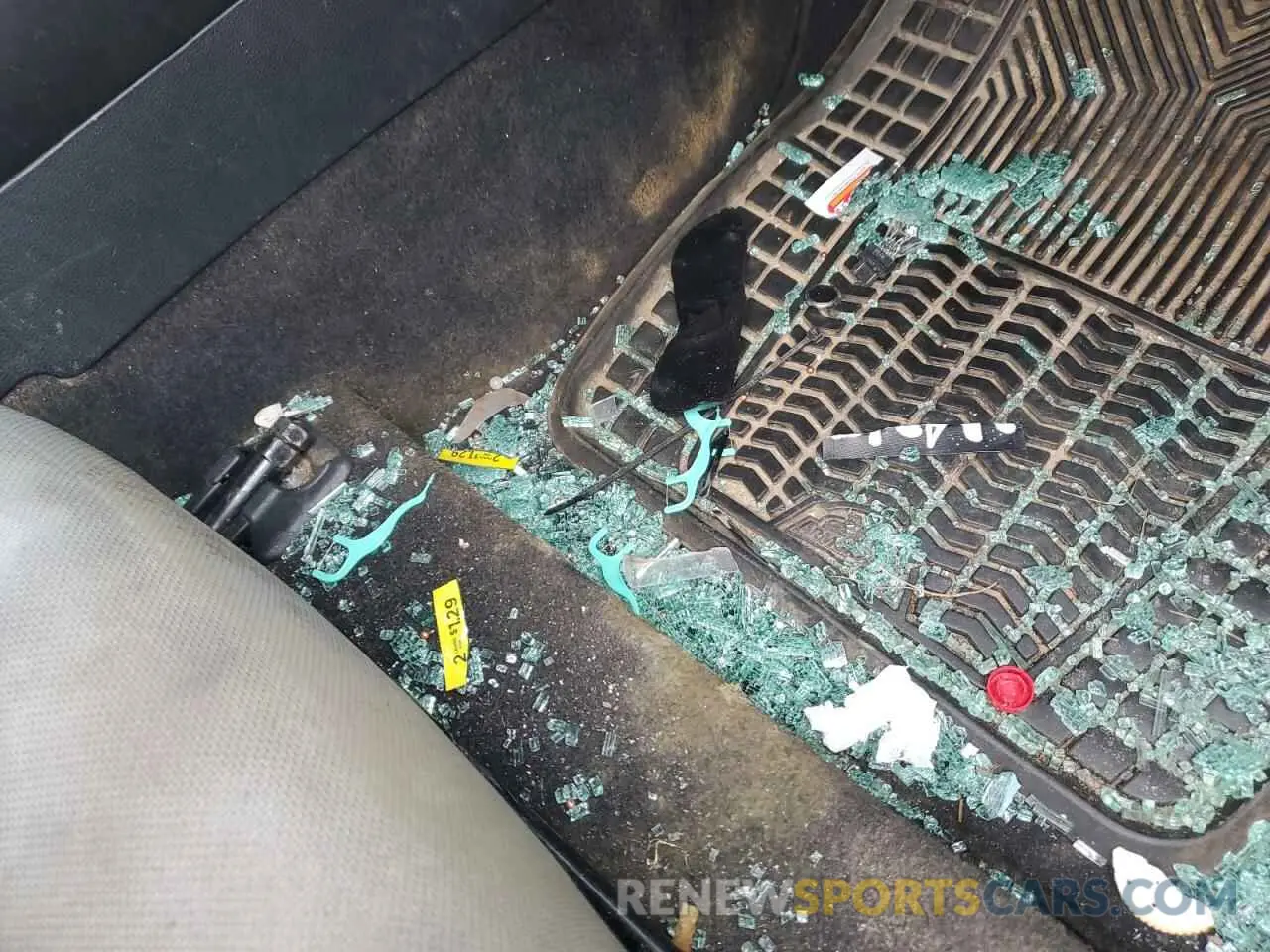 9 fotografías del automóvil dañado 5YFS4RCE4LP023042 TOYOTA COROLLA 2020