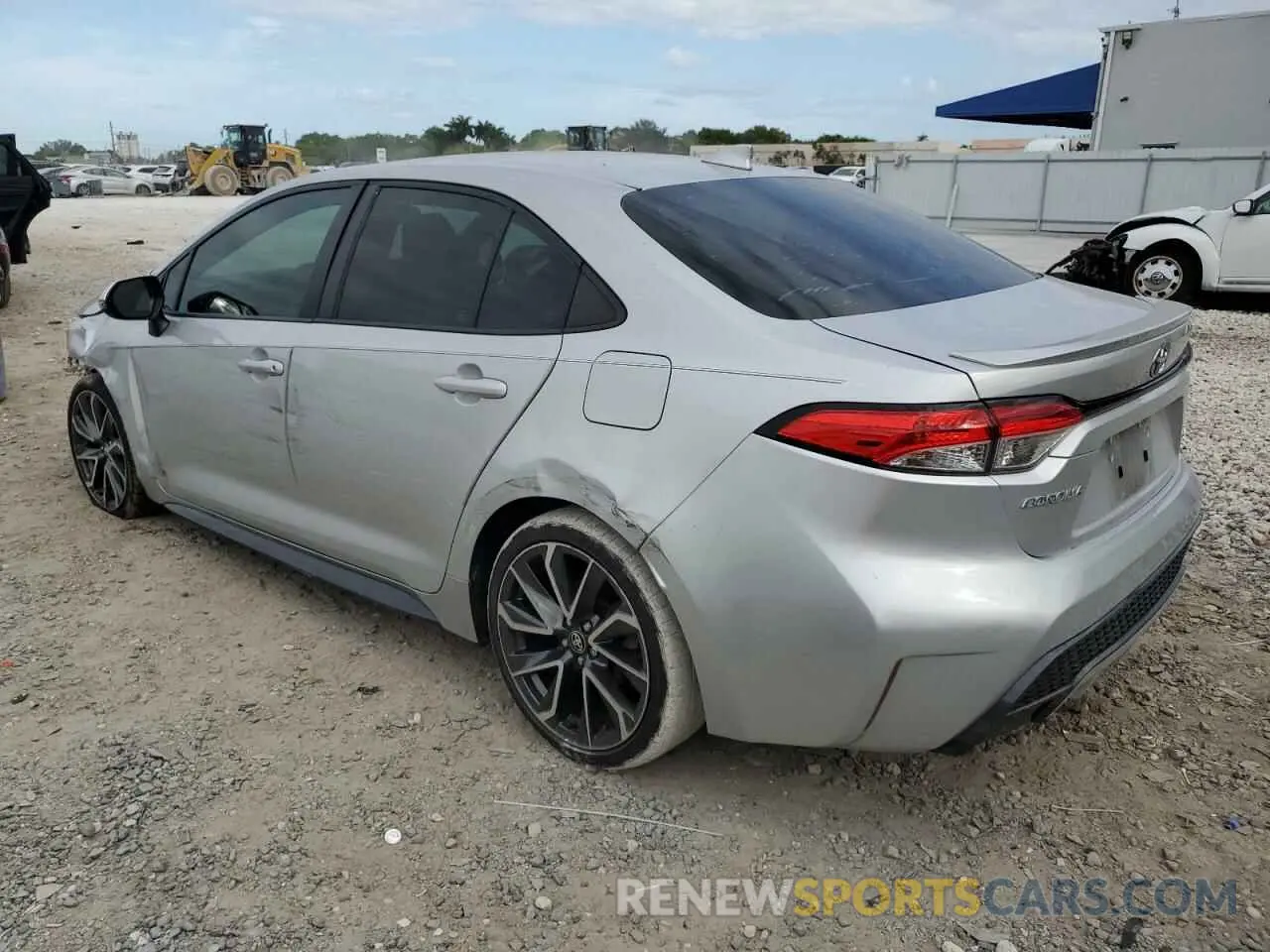 2 fotografías del automóvil dañado 5YFS4RCE5LP018903 TOYOTA COROLLA 2020