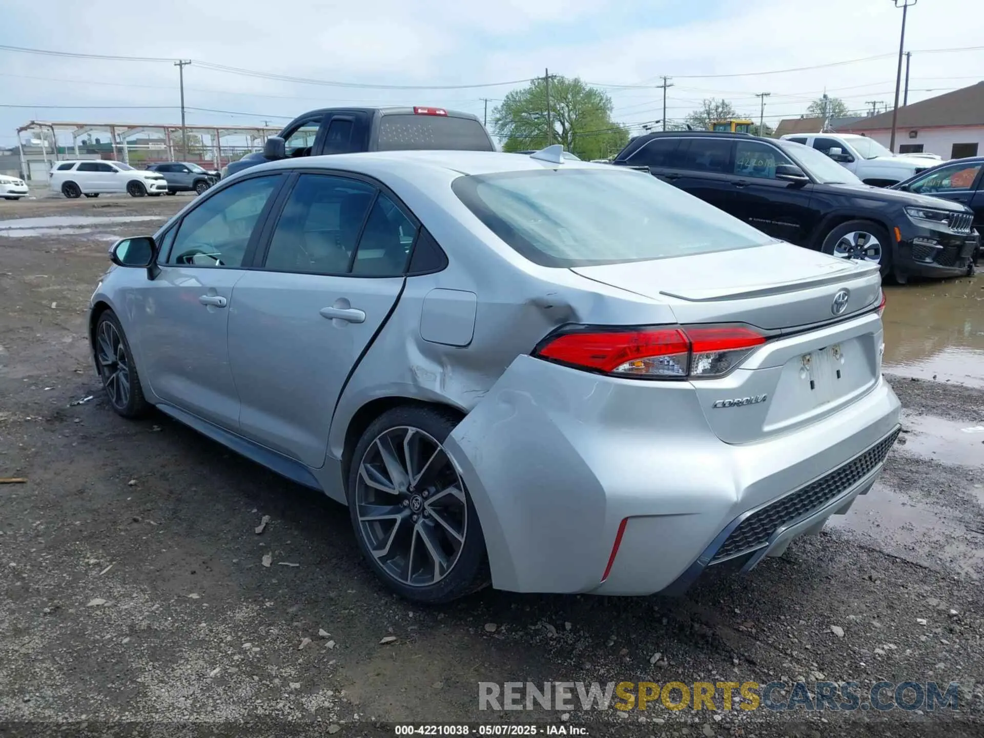 3 fotografías del automóvil dañado 5YFS4RCE5LP027651 TOYOTA COROLLA 2020