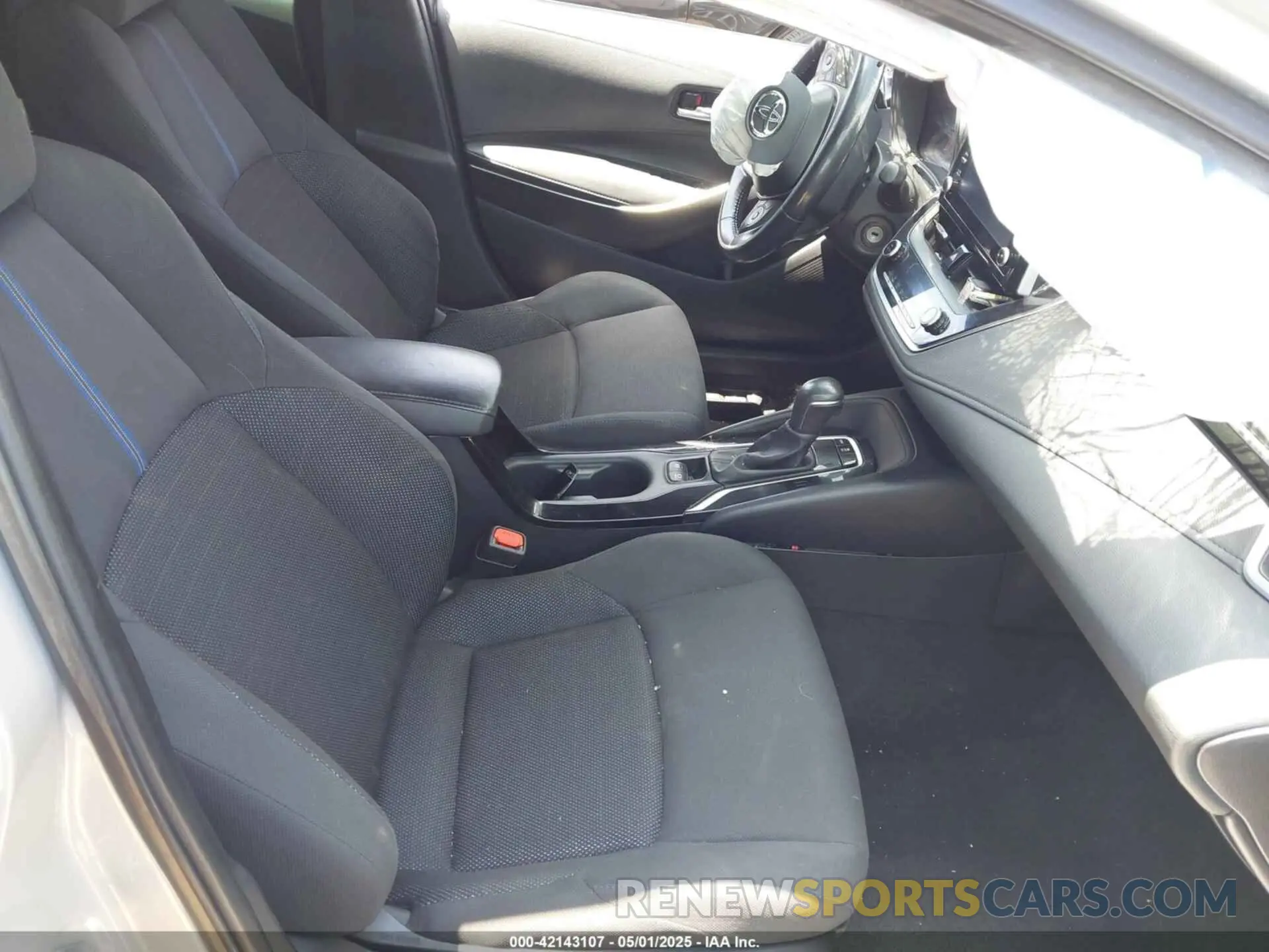 5 fotografías del automóvil dañado 5YFS4RCE5LP034504 TOYOTA COROLLA 2020