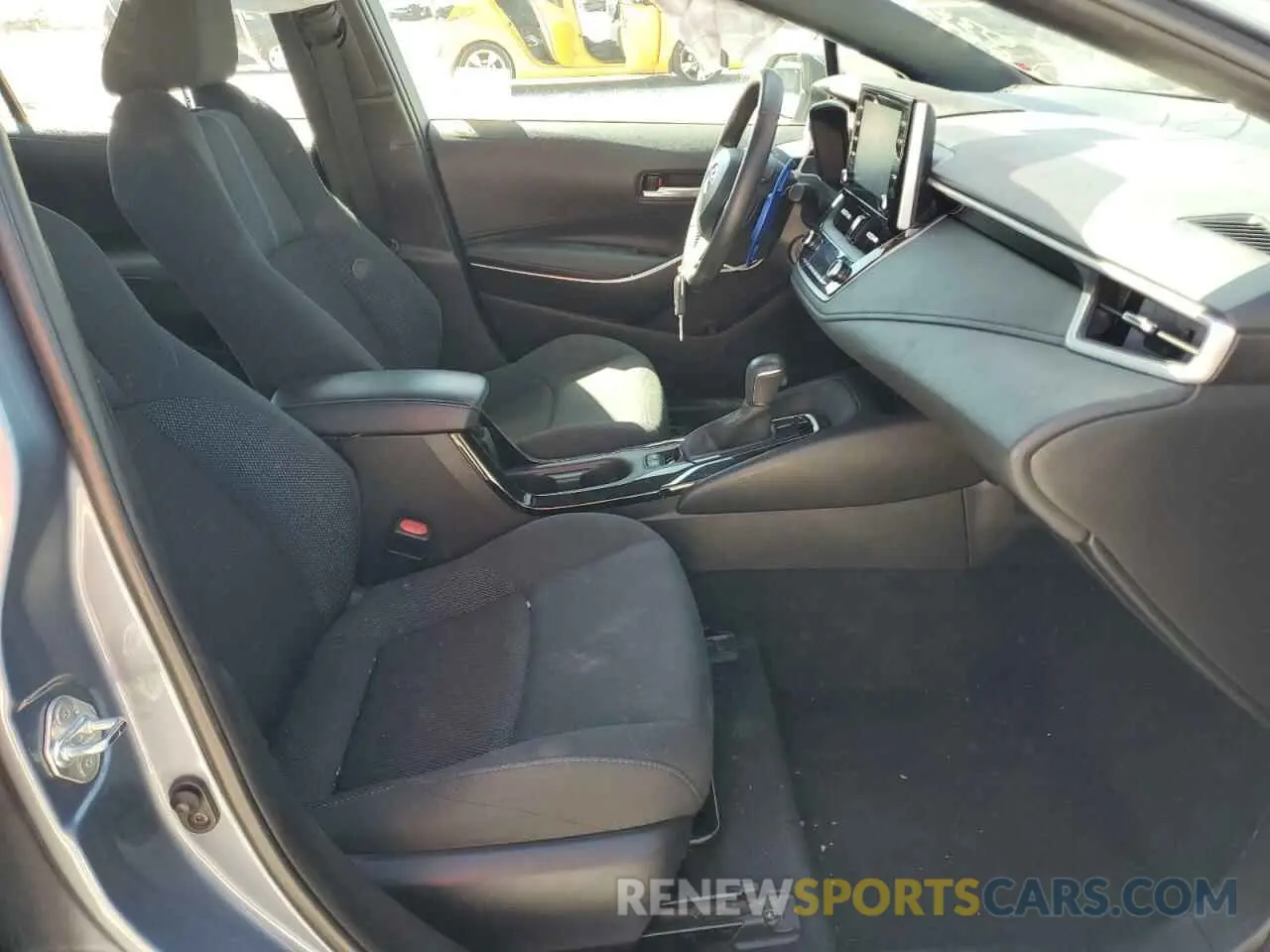 5 fotografías del automóvil dañado 5YFS4RCE5LP034583 TOYOTA COROLLA 2020