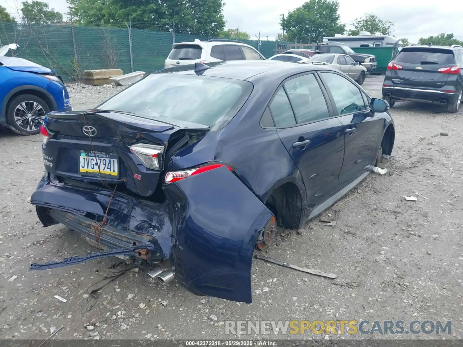4 fotografías del automóvil dañado 5YFS4RCE5LP044336 TOYOTA COROLLA 2020